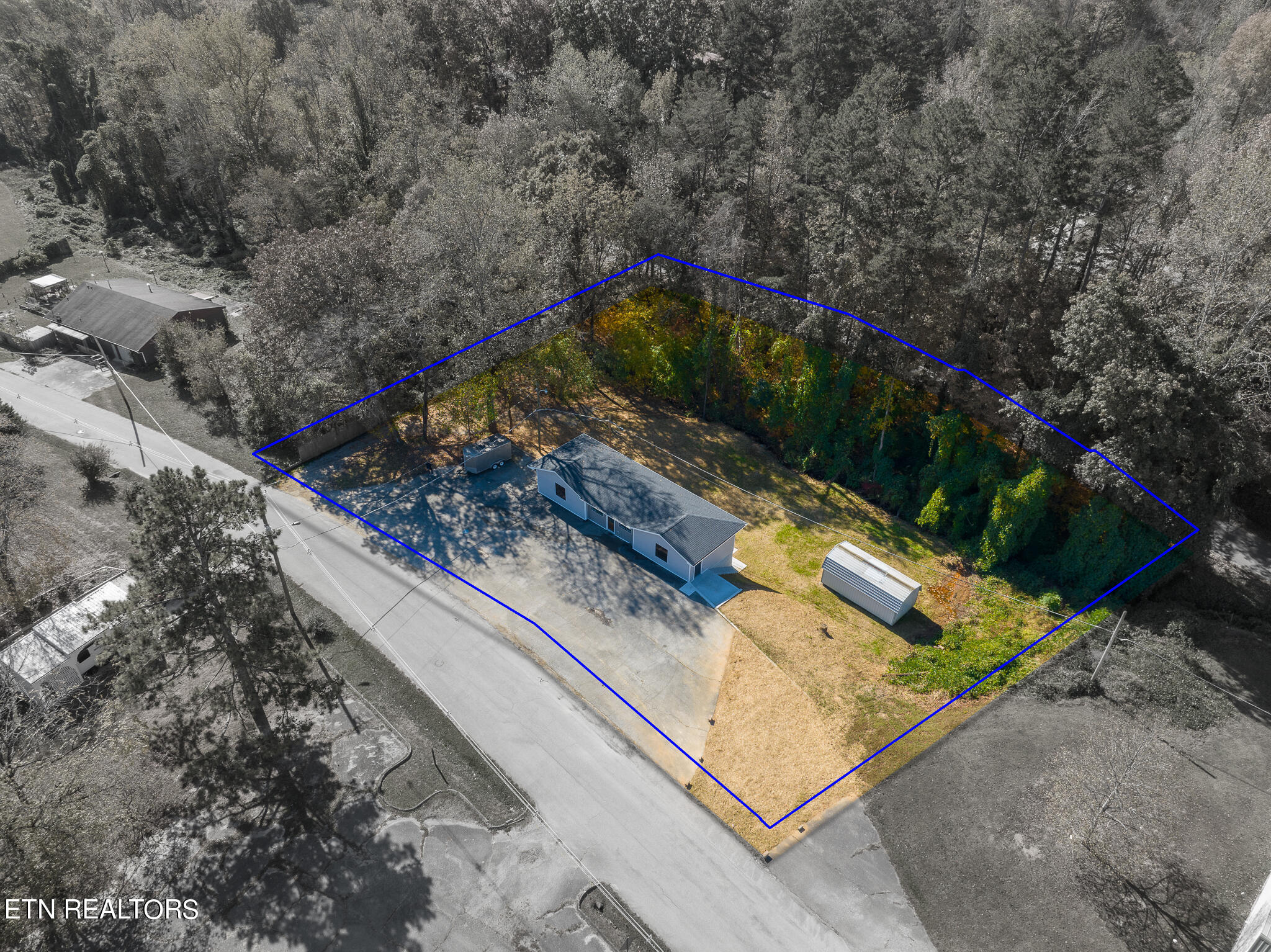 223 Hannah Drive Oliver Springs TN 37840