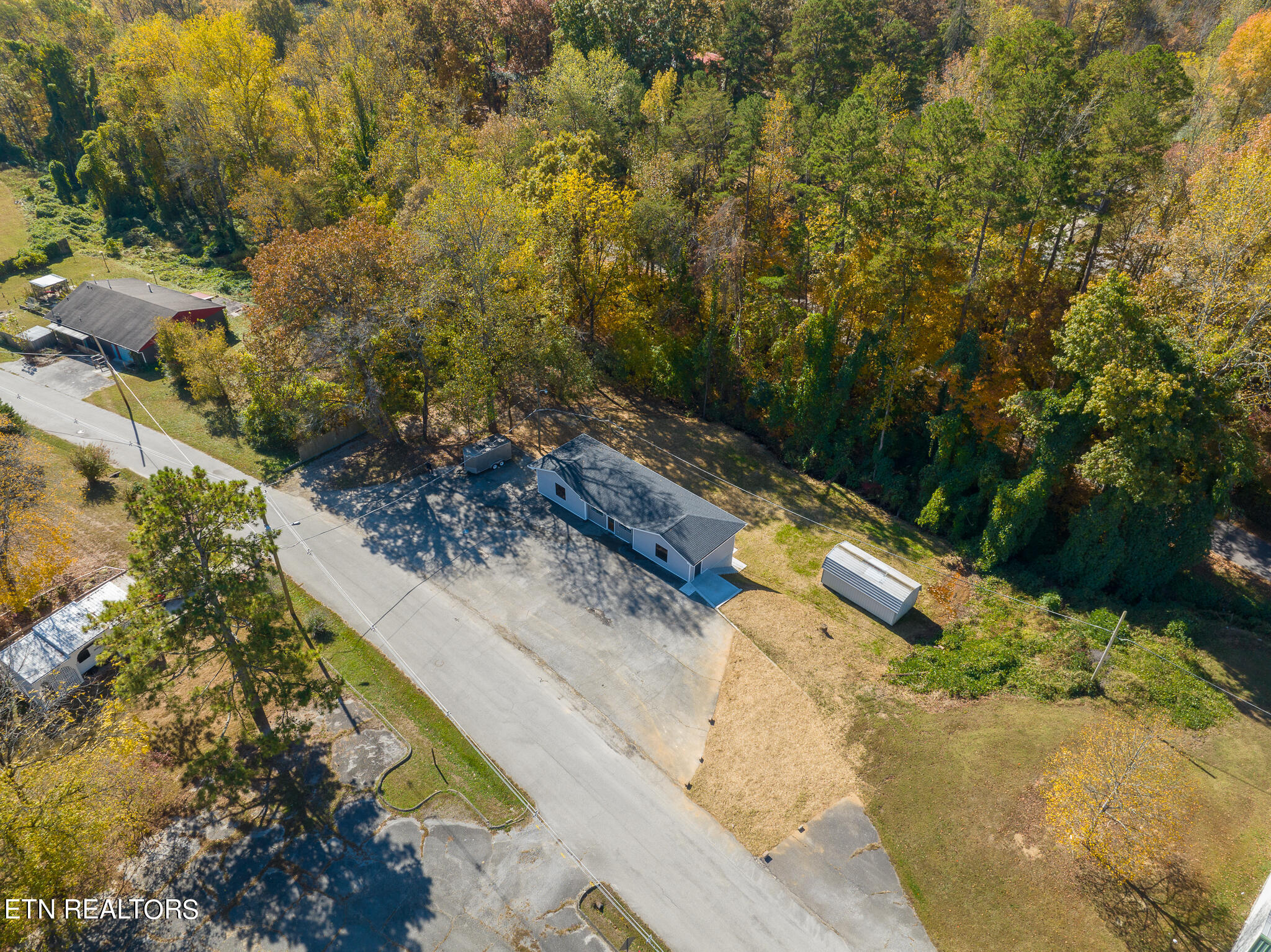 223 Hannah Drive Oliver Springs TN 37840