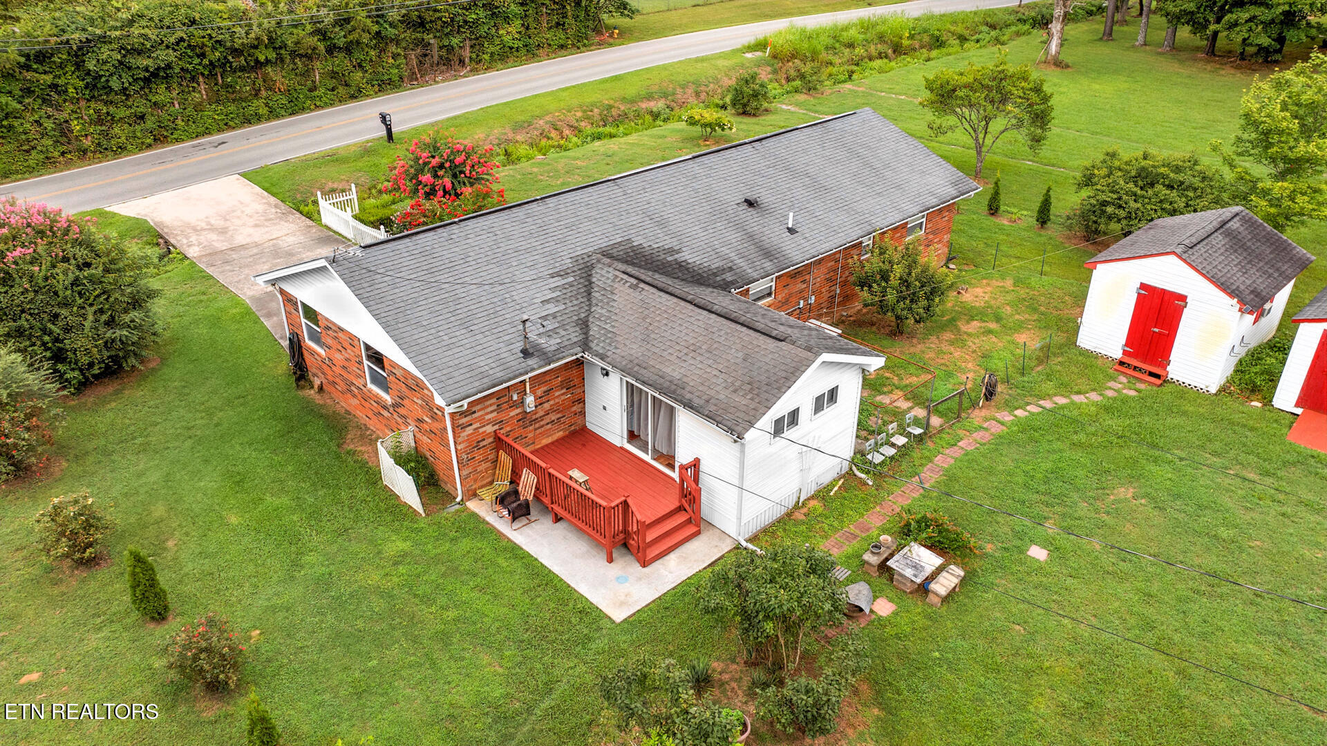 125 County Farm Road Friendsville TN 37737