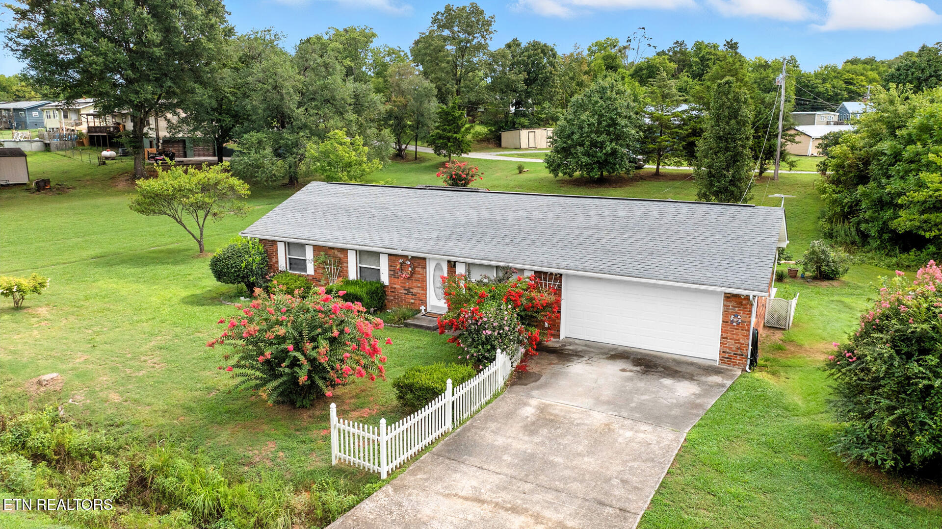 125 County Farm Road Friendsville TN 37737
