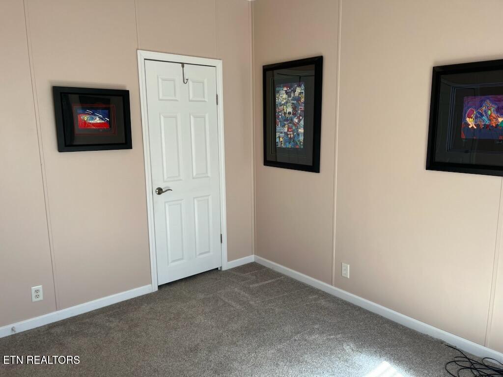 124 Oak Grove Lane Rocky Top TN 37769
