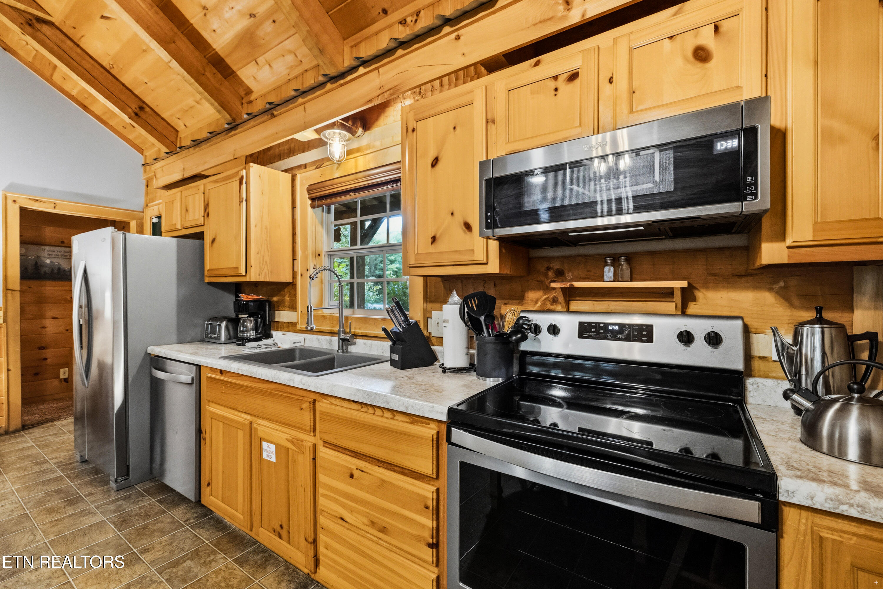 745 Hazy Circle Gatlinburg TN 37738