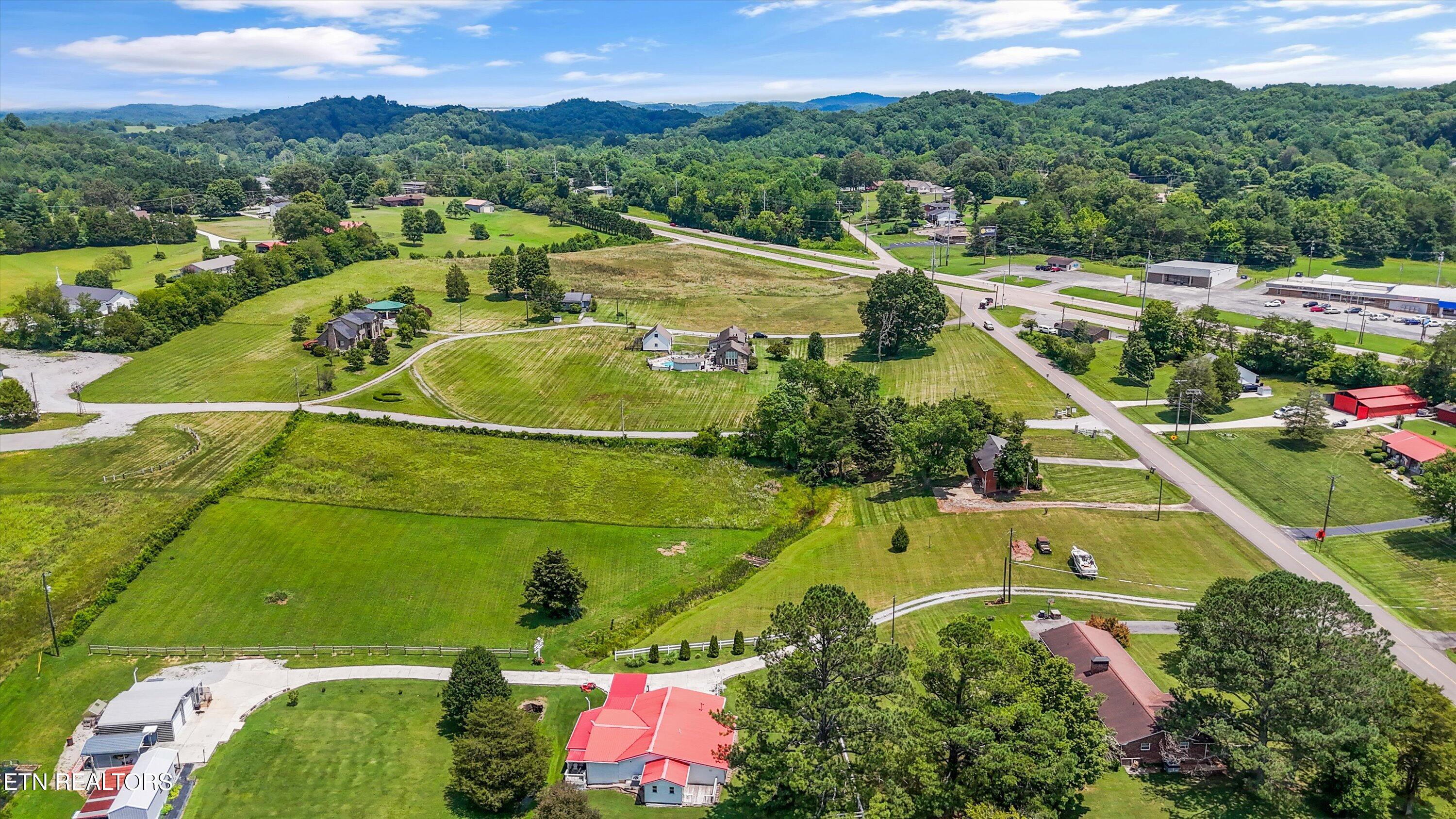 9329 N Ruggles Ferry Pike Strawberry Plains TN 37871