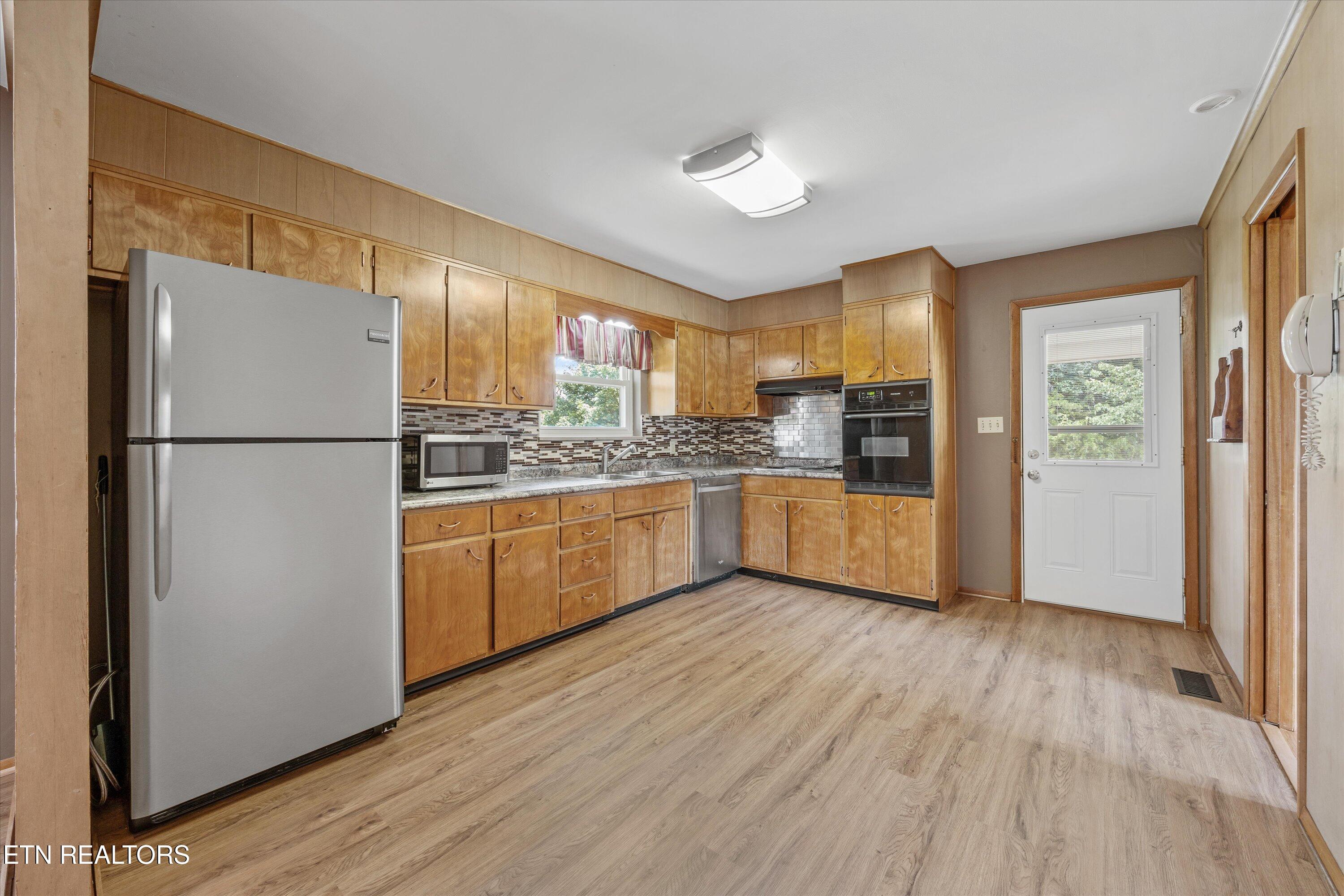 9329 N Ruggles Ferry Pike Strawberry Plains TN 37871