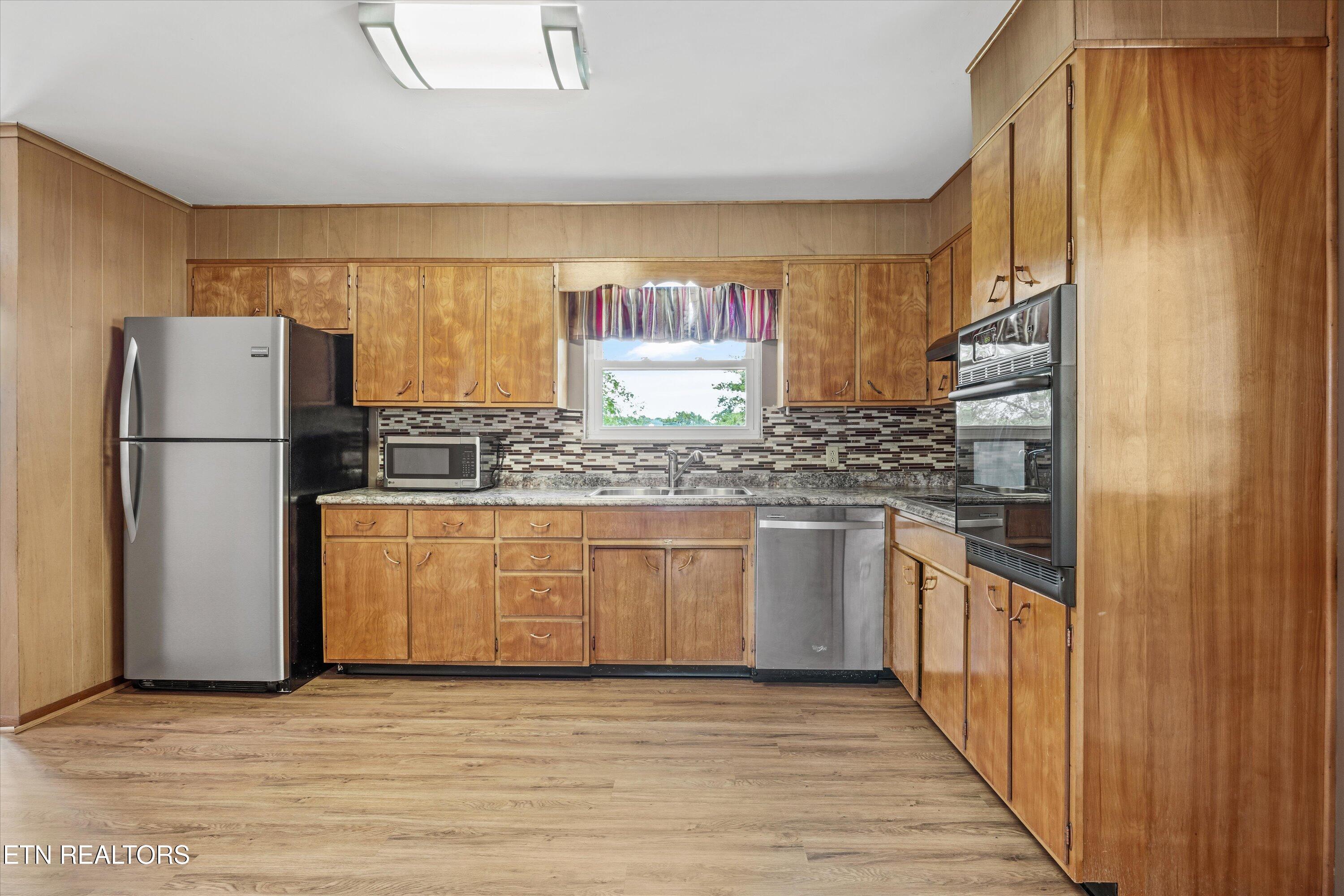 9329 N Ruggles Ferry Pike Strawberry Plains TN 37871