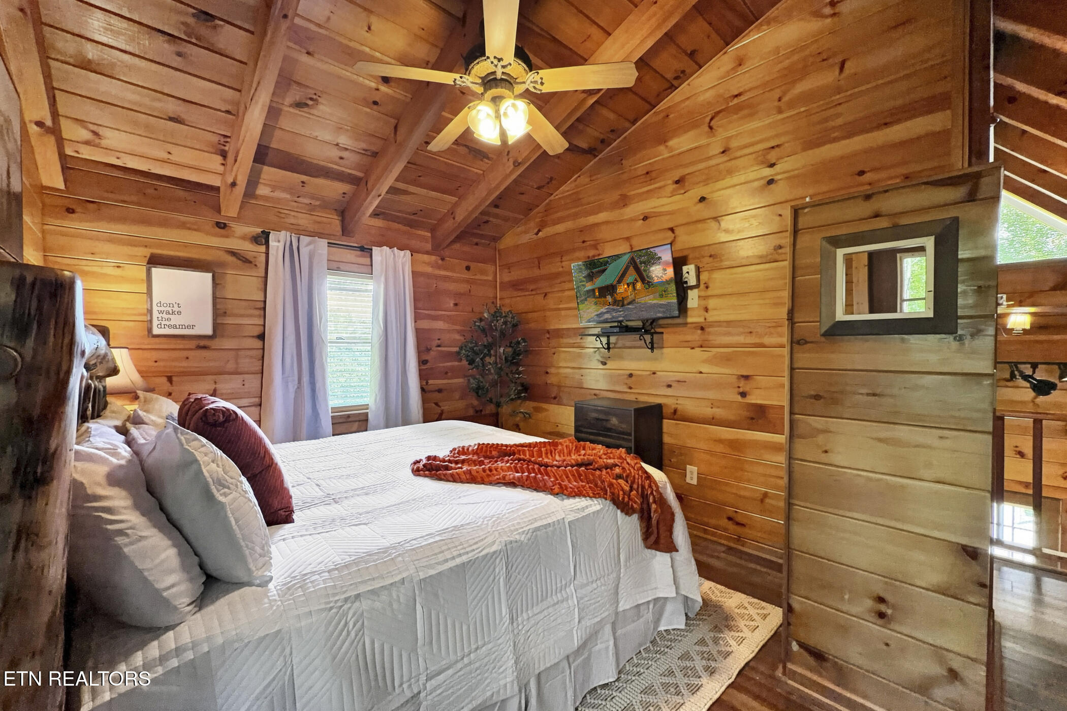 4361 Oakland Way Gatlinburg TN 37738
