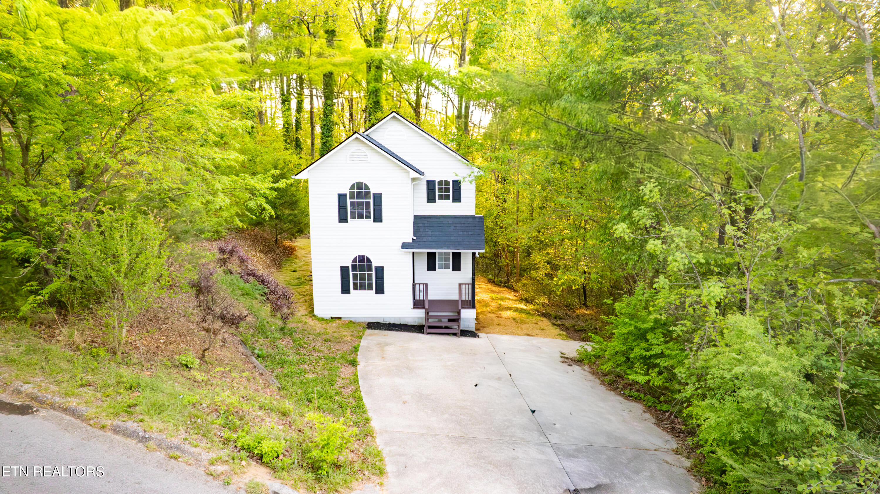 392 Indian Hills Drive Dayton TN 37321