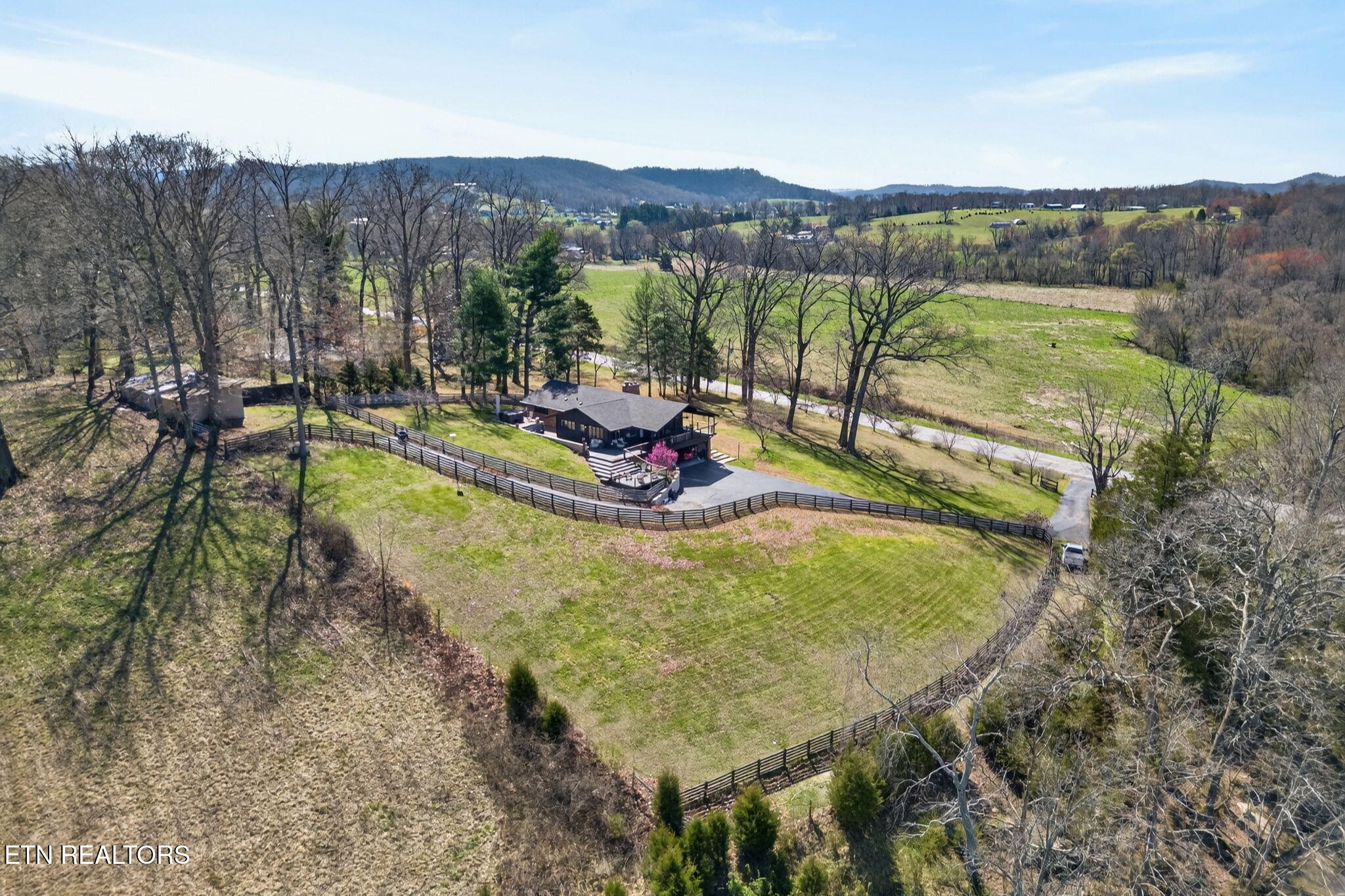719 Monterey Highway Livingston TN 38570