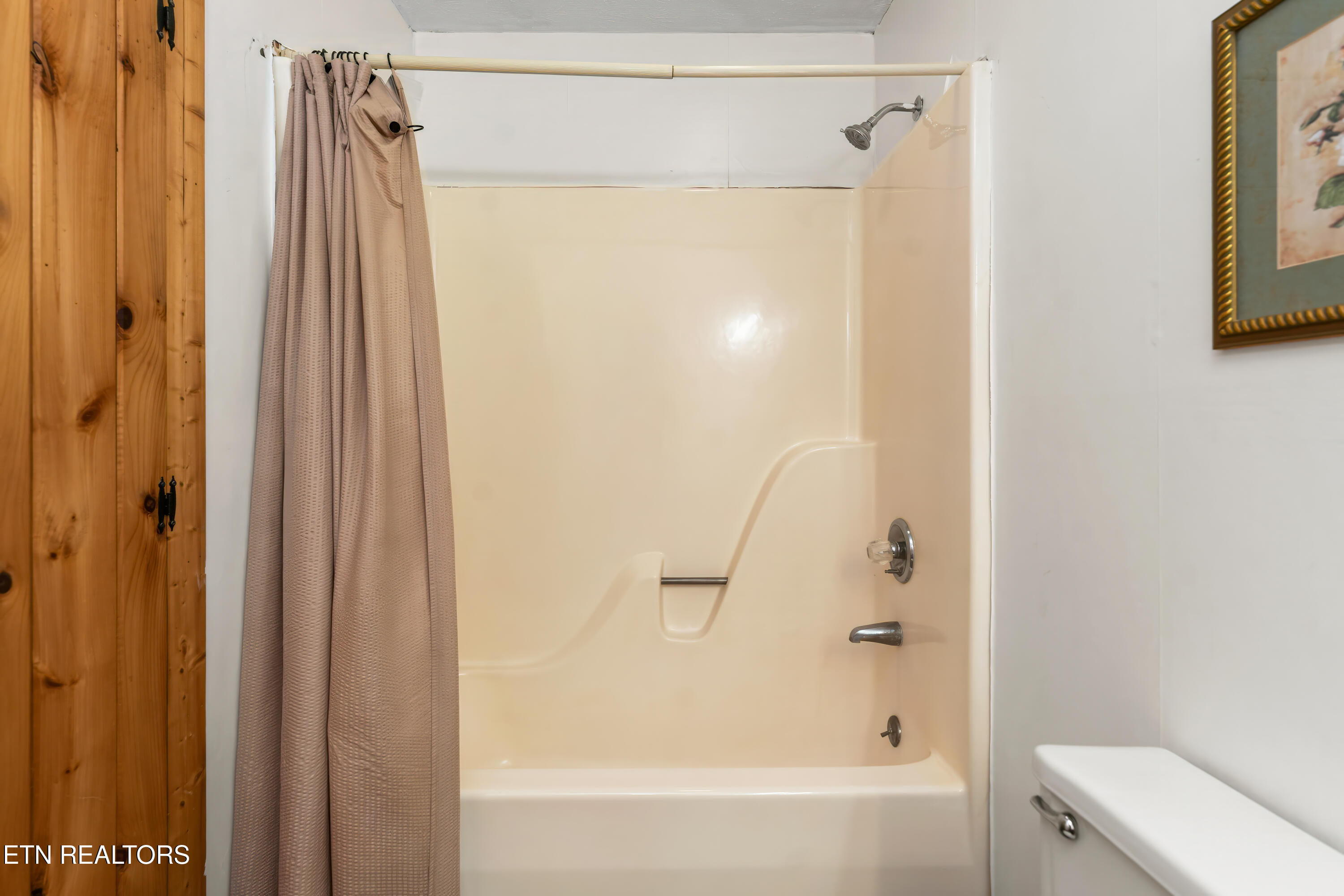 2309 Misty Lane Pigeon Forge TN 37876