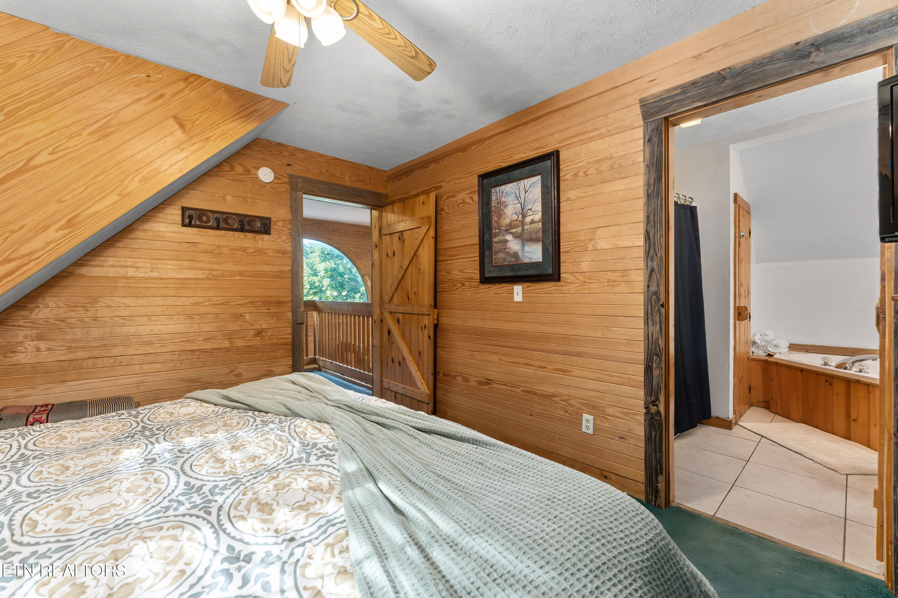 2309 Misty Lane Pigeon Forge TN 37876