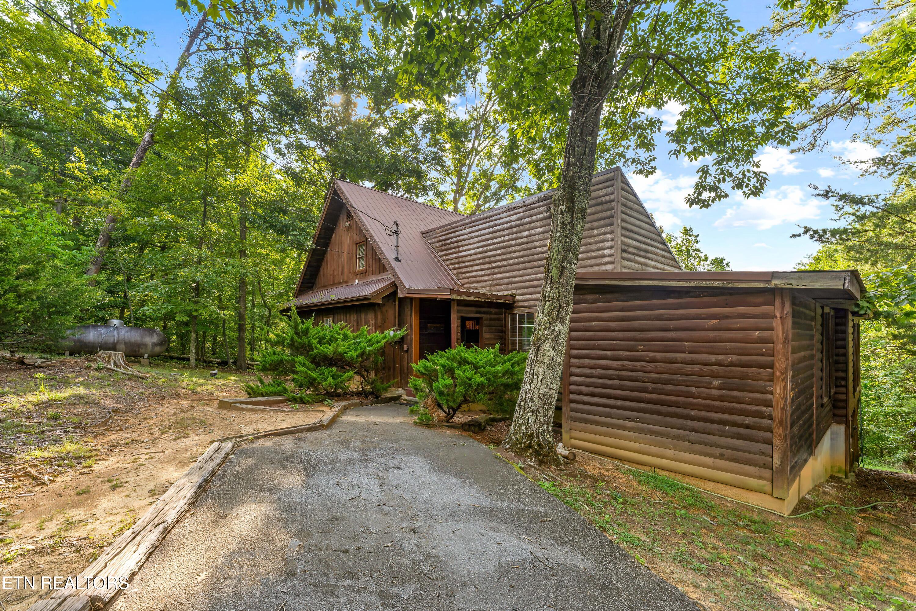 2309 Misty Lane Pigeon Forge TN 37876