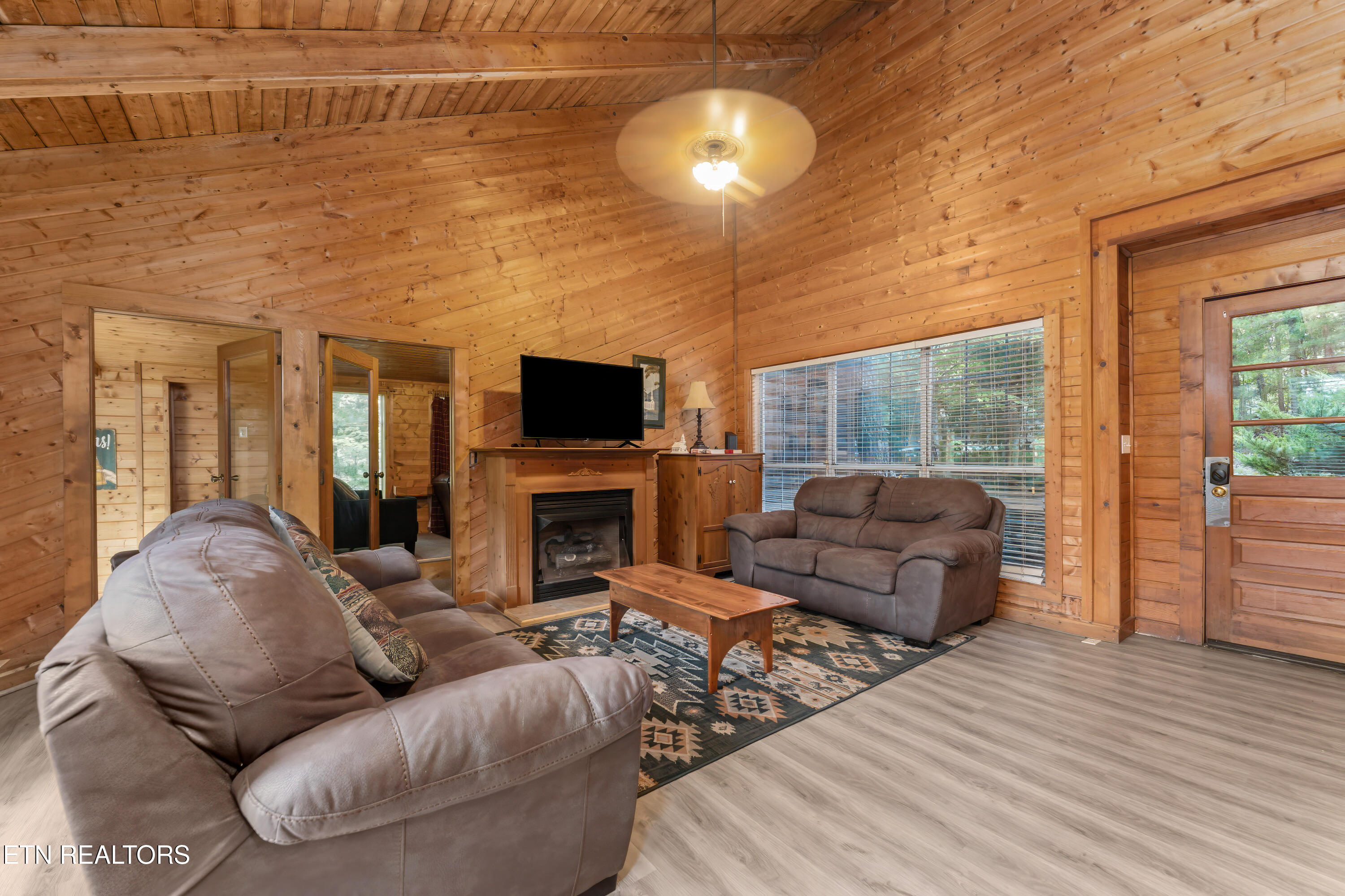 2309 Misty Lane Pigeon Forge TN 37876