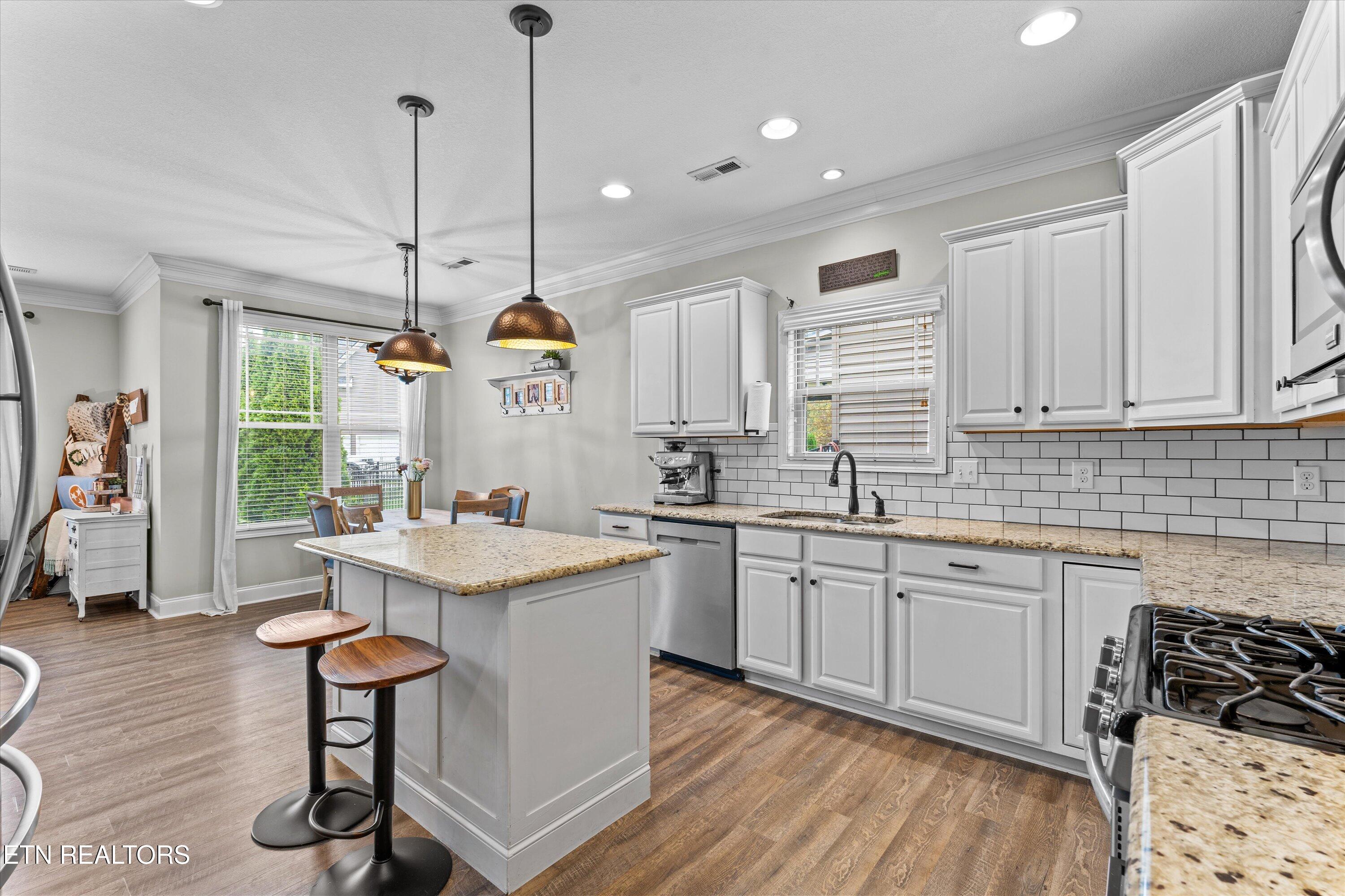 1118 Front Royal Lane Knoxville TN 37922