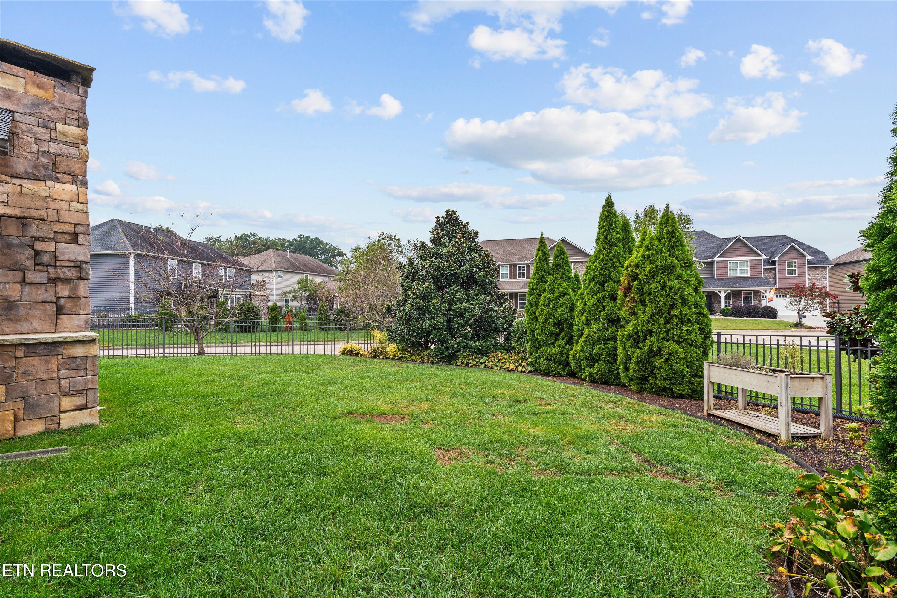 1118 Front Royal Lane Knoxville TN 37922