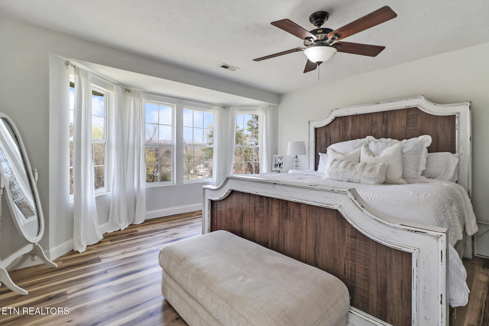 3227 W Wolf Valley Road Clinton TN 37716