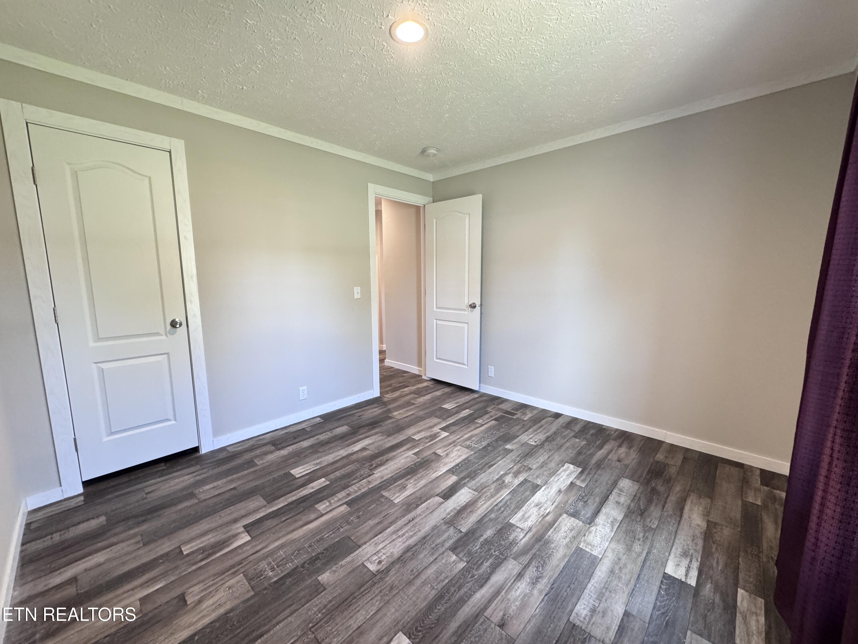 598 Kingston Avenue Rockwood TN 37854