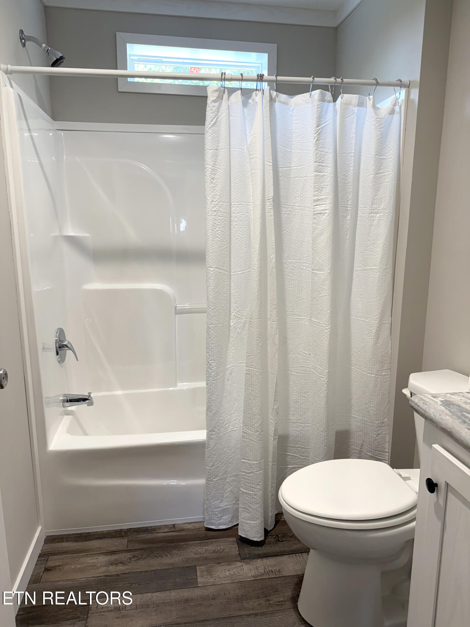 598 Kingston Avenue Rockwood TN 37854