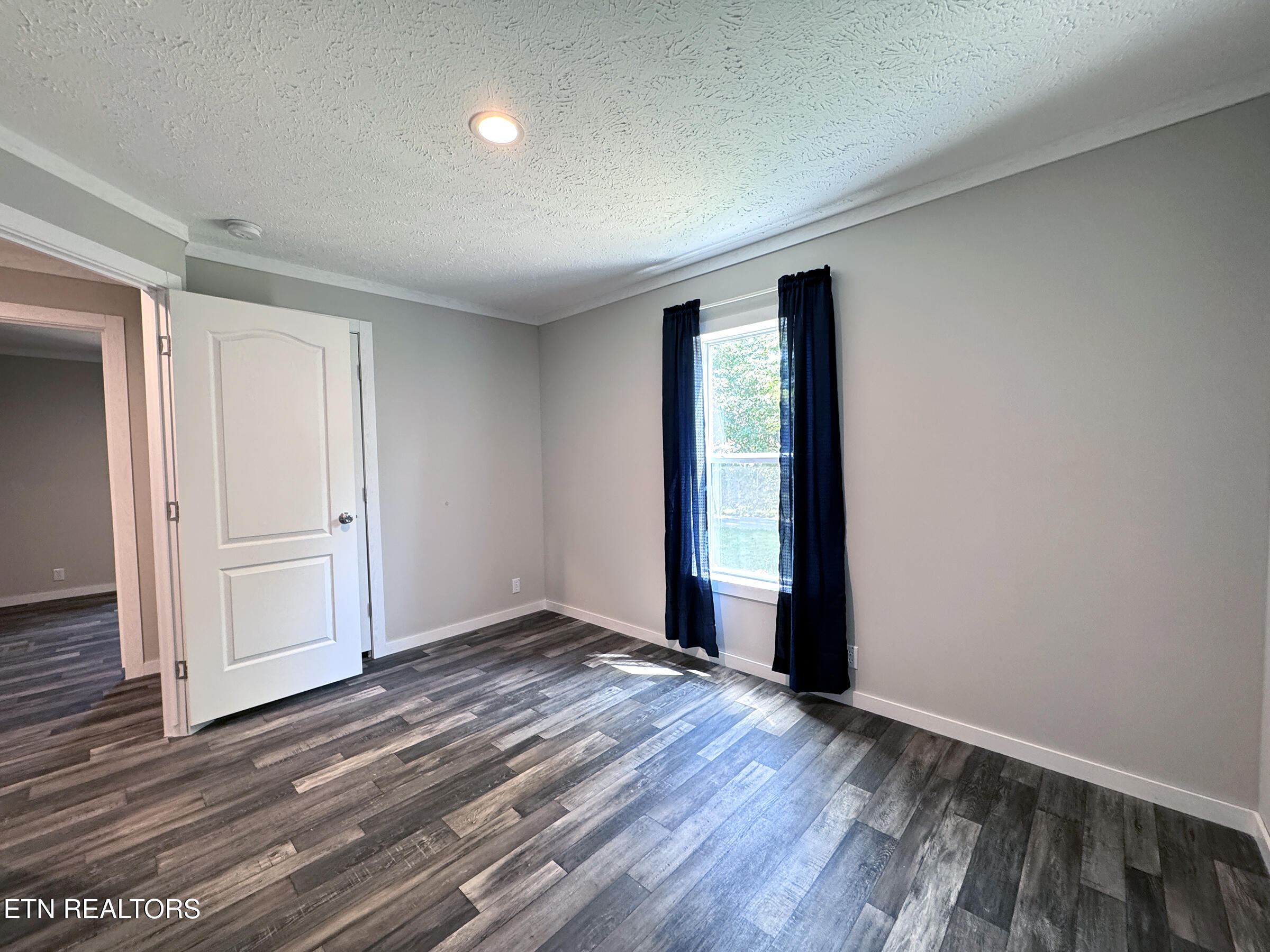 598 Kingston Avenue Rockwood TN 37854