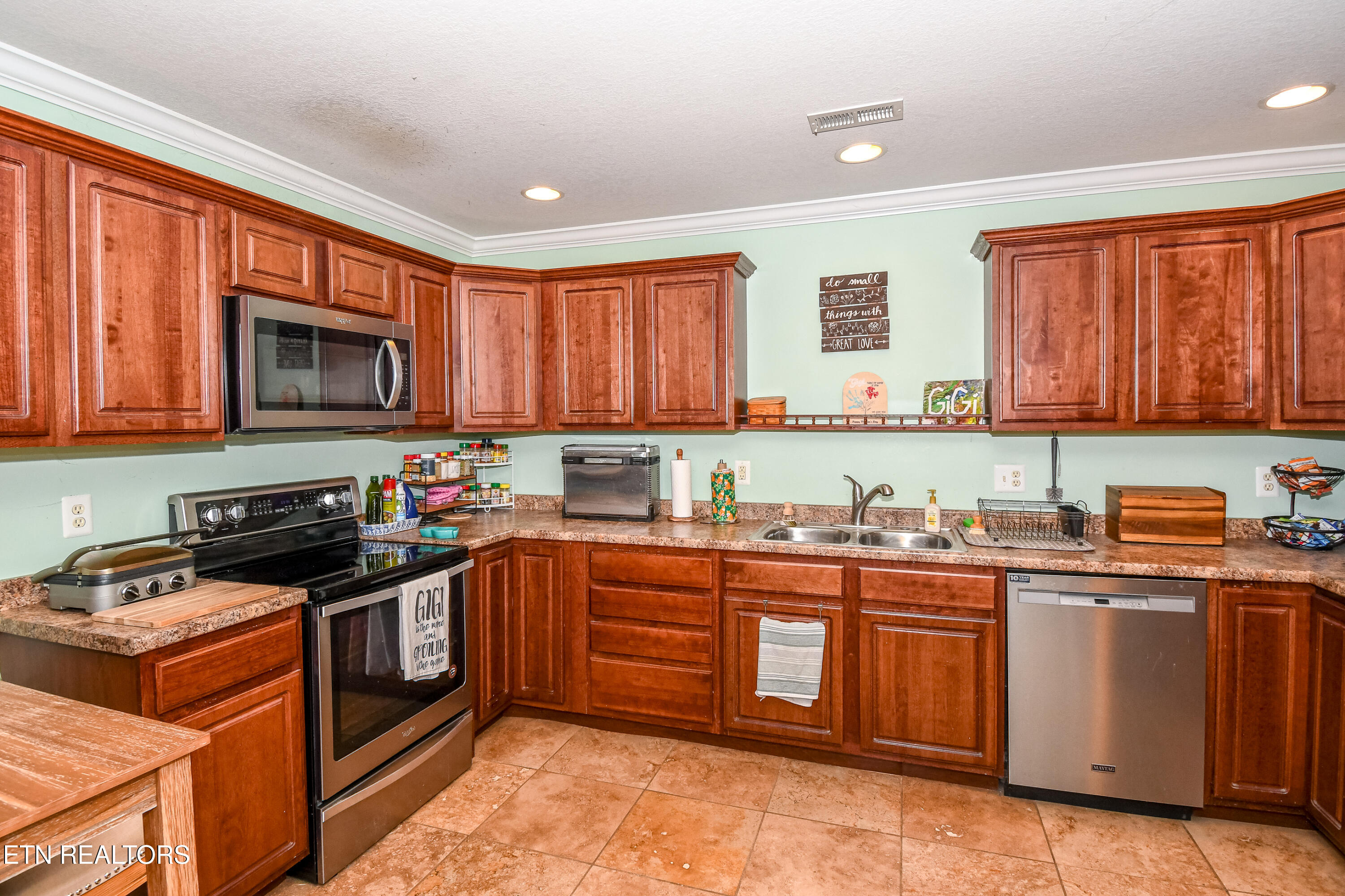 213 Tekoa Way Maryville TN 37804