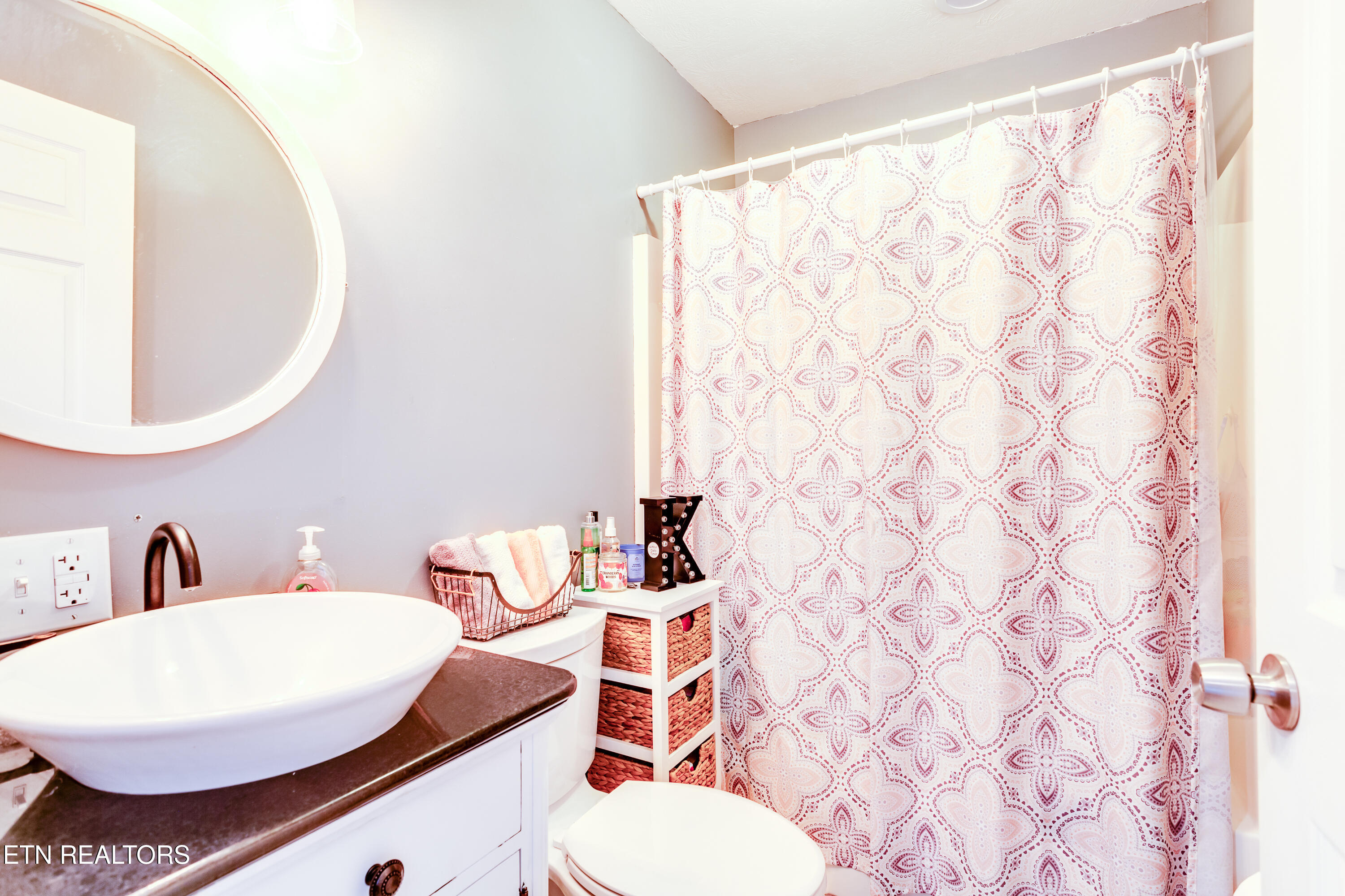 949 Hill Street Jellico TN 37762