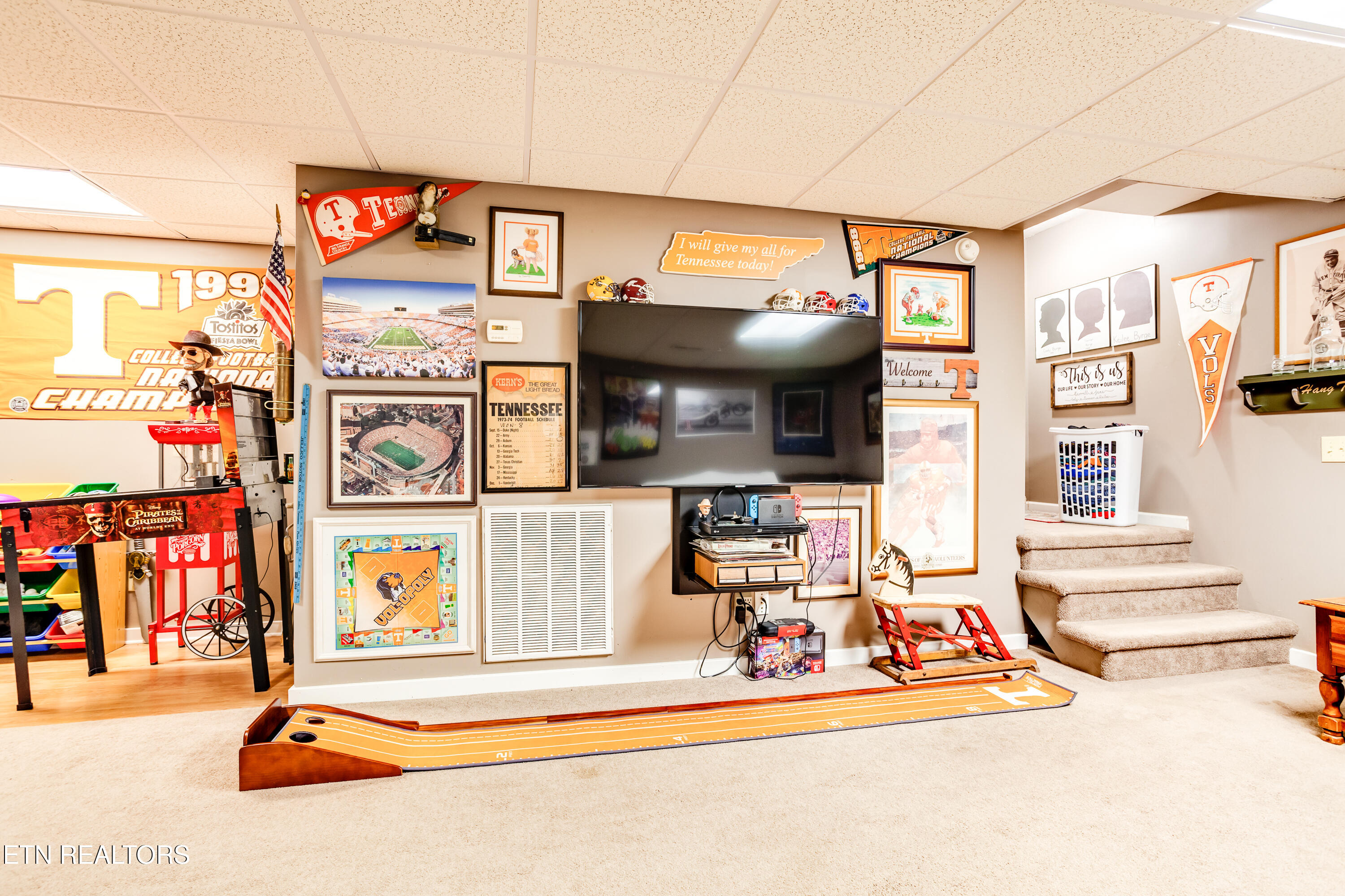 949 Hill Street Jellico TN 37762