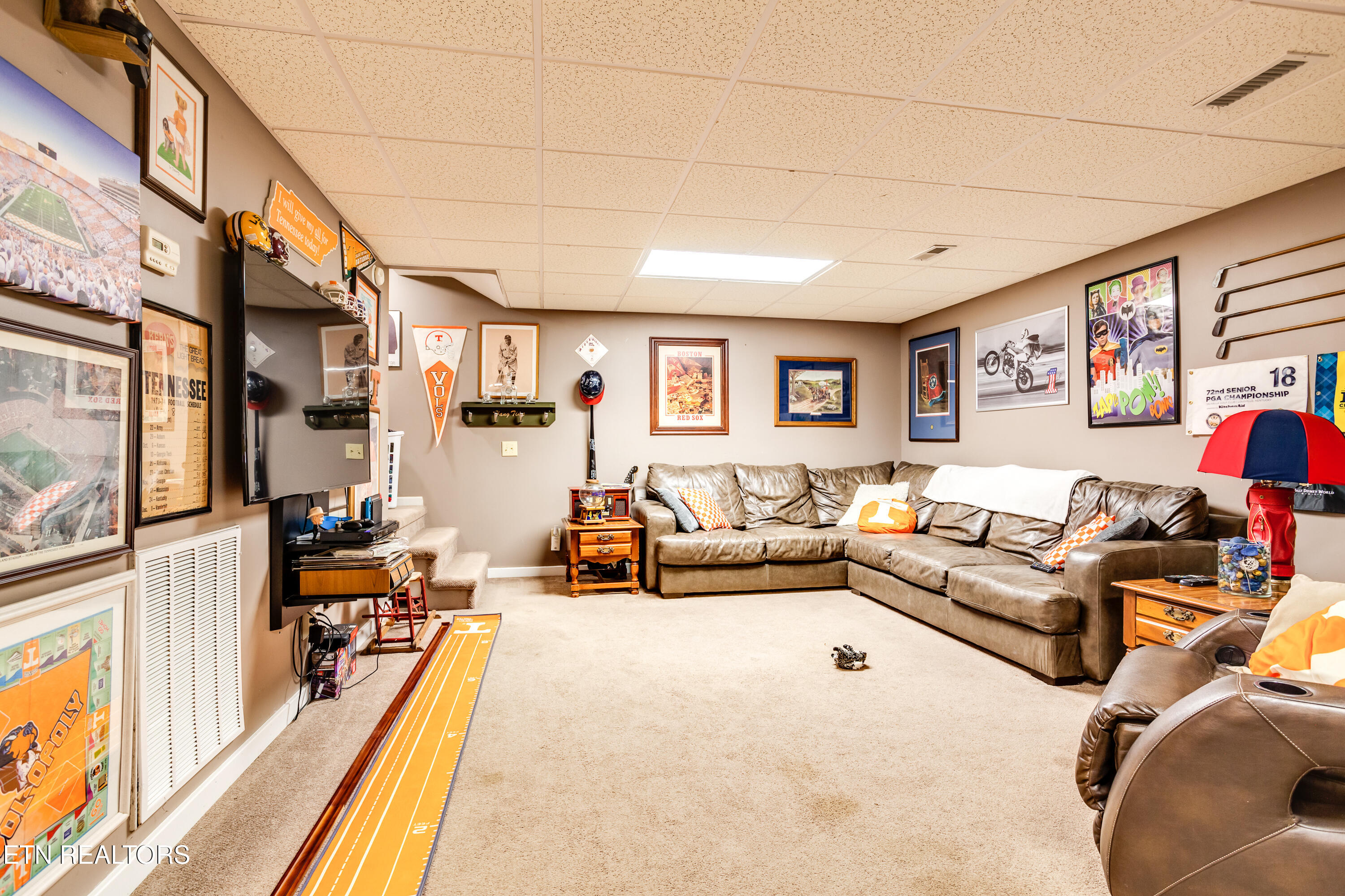 949 Hill Street Jellico TN 37762