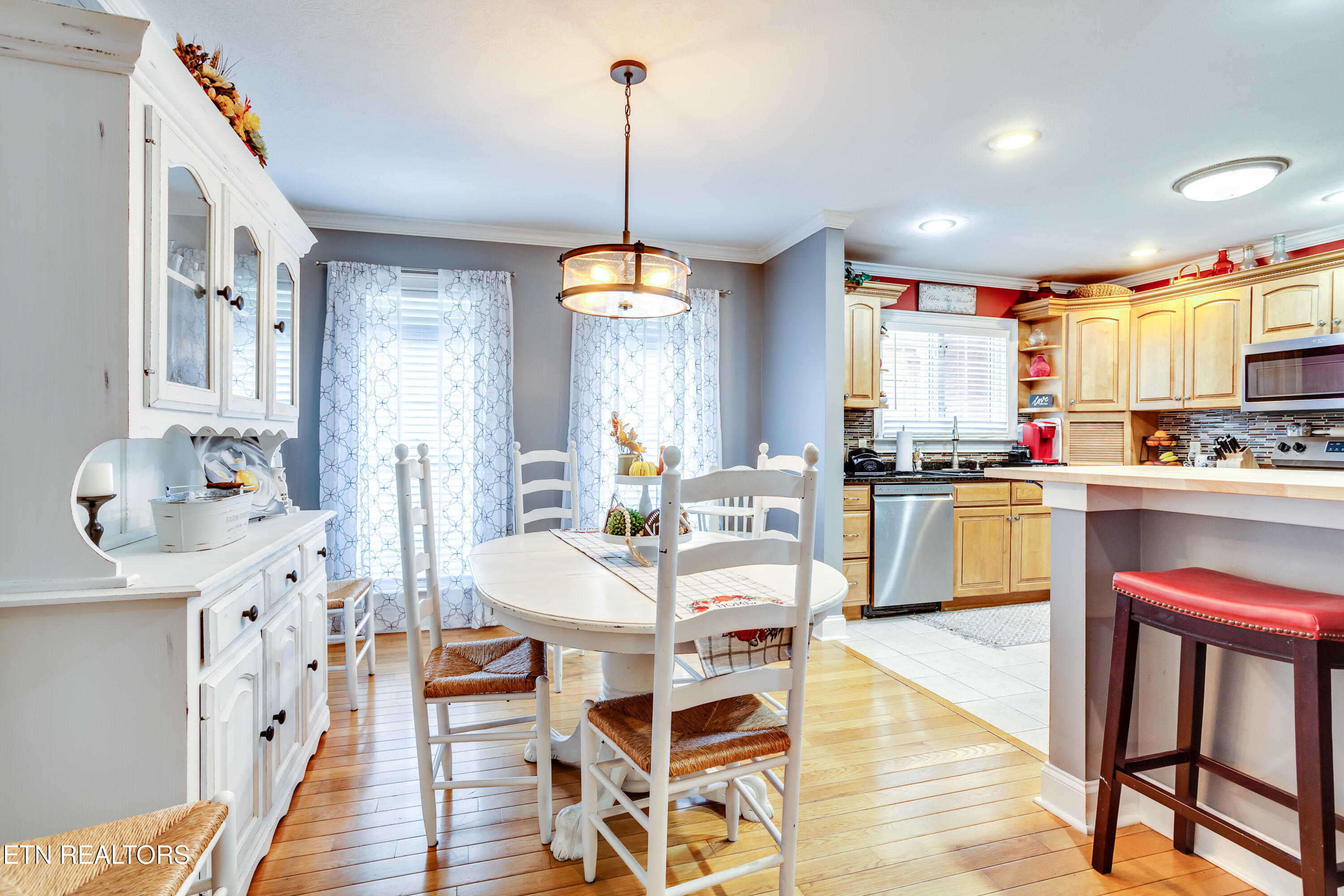 949 Hill Street Jellico TN 37762