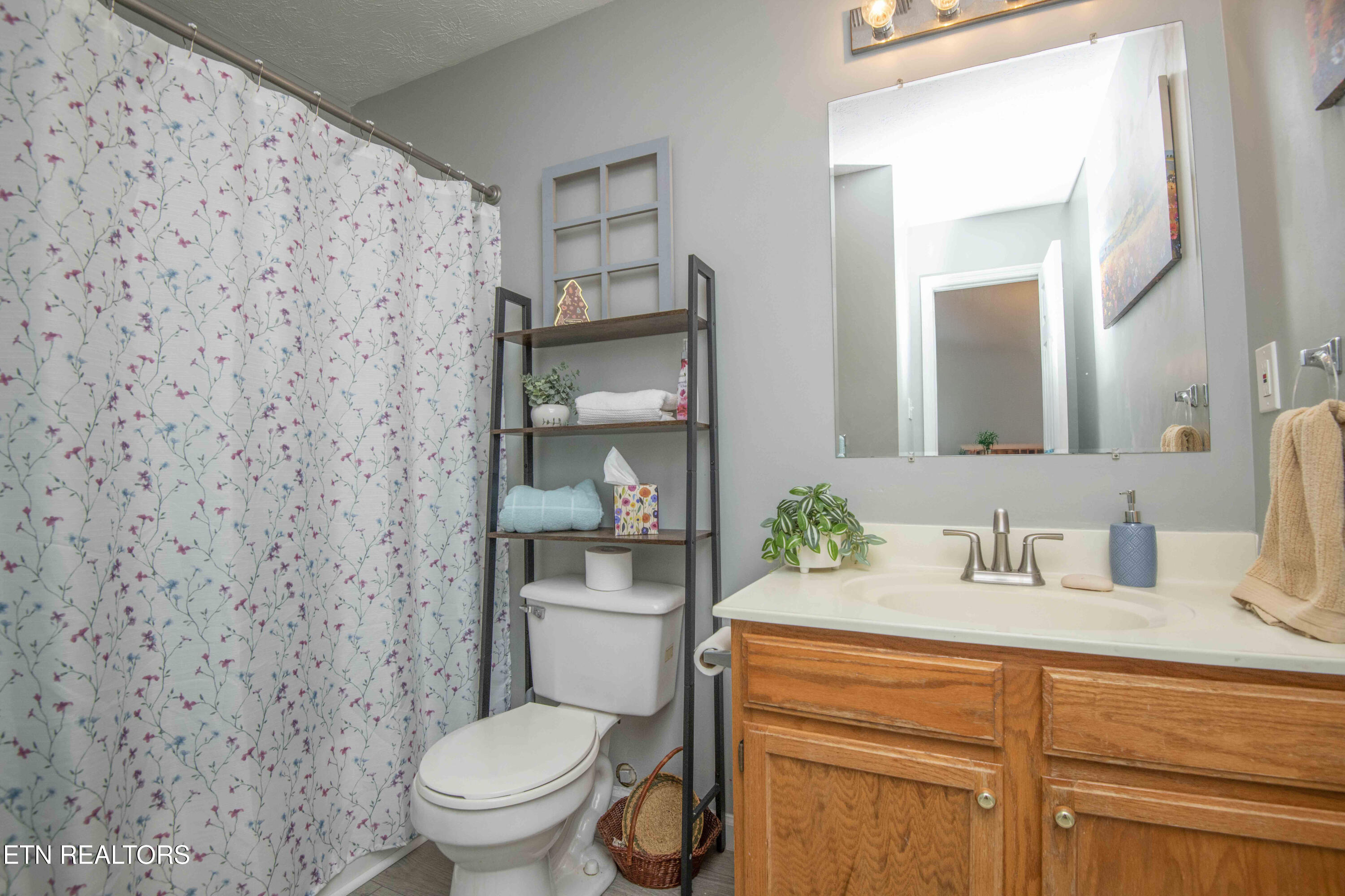 120 Emerald Court Place Lenoir City TN 37771