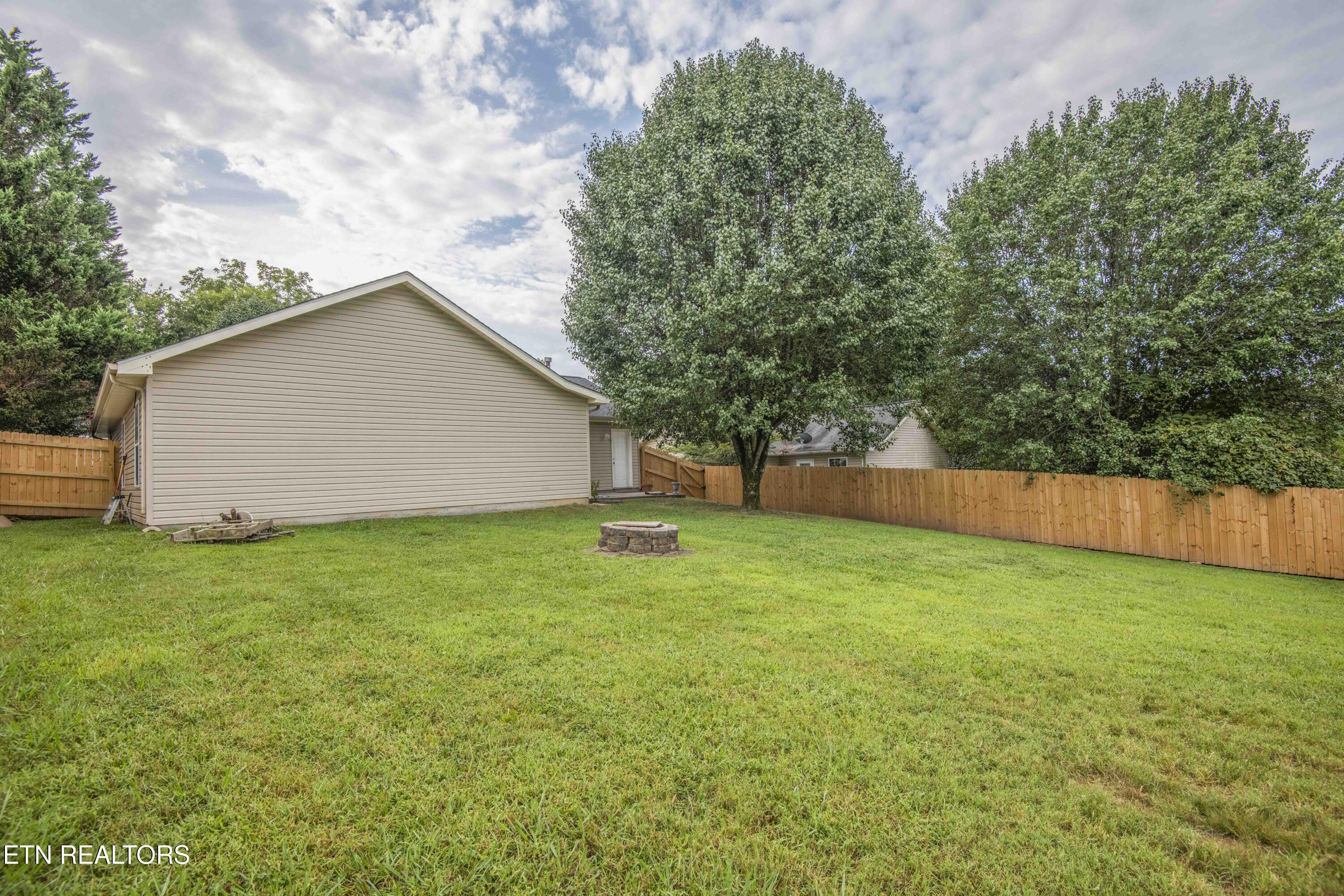120 Emerald Court Place Lenoir City TN 37771