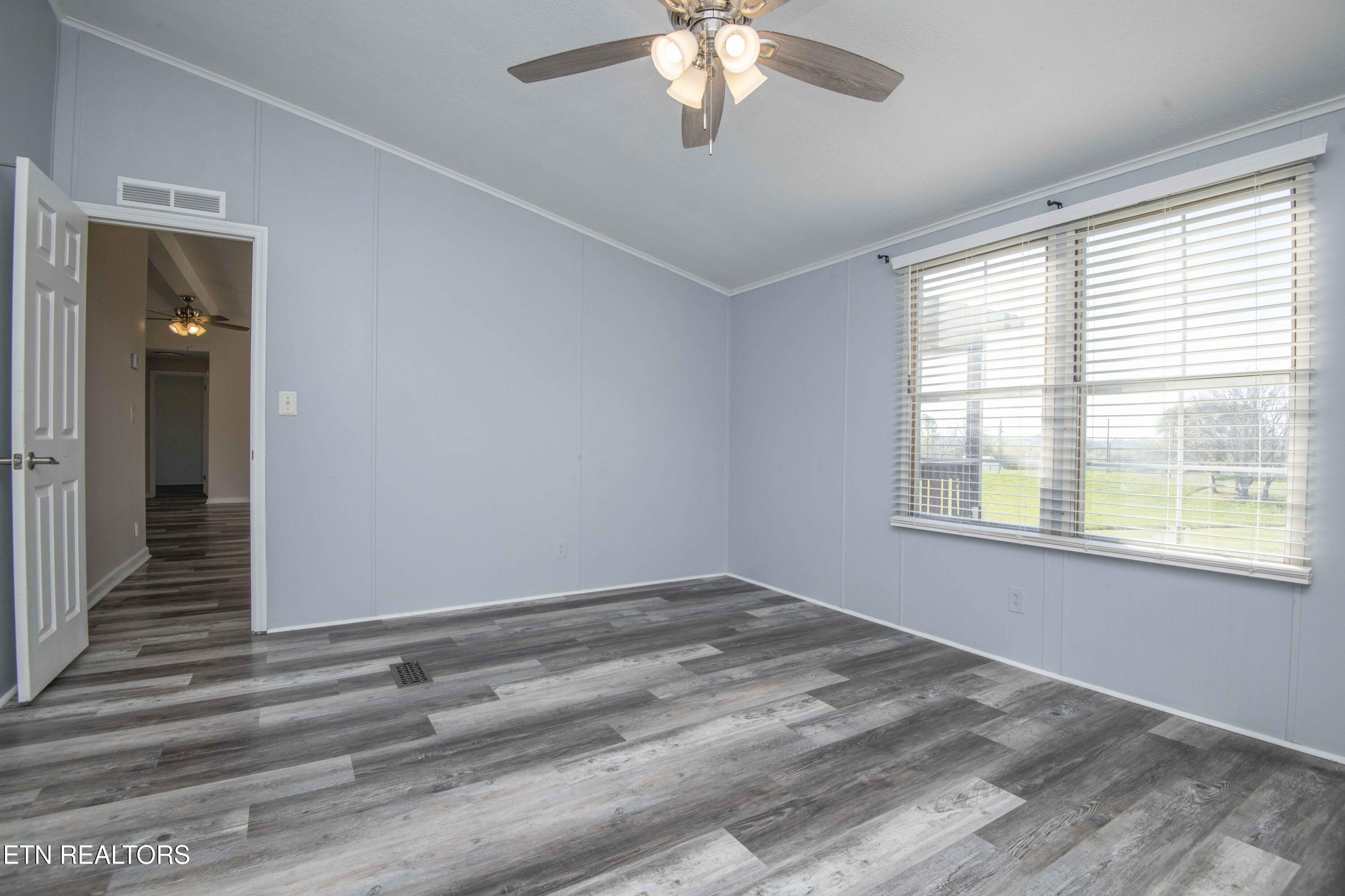 212 Meyers Grove Road New Tazewell TN 37825