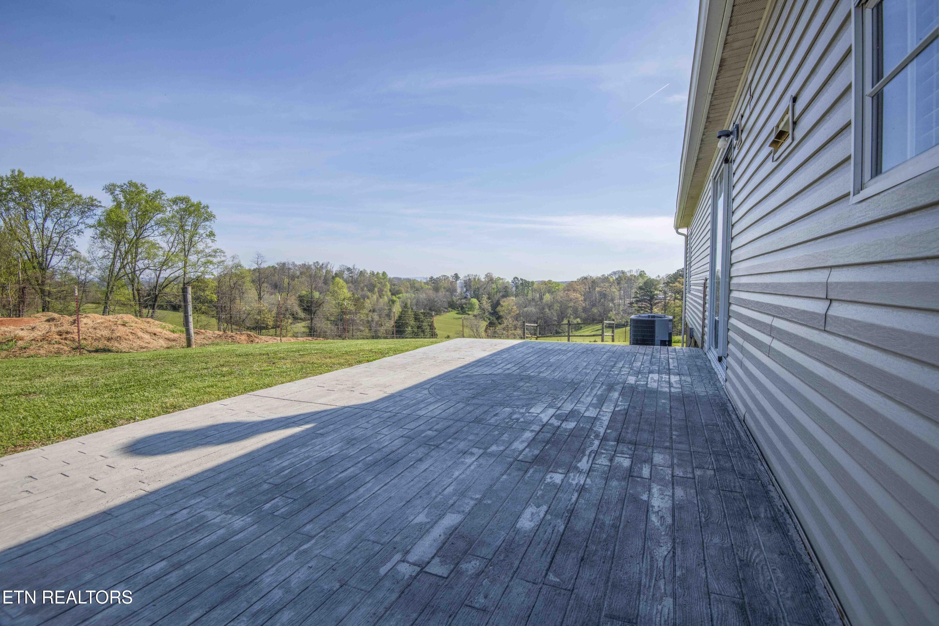 212 Meyers Grove Road New Tazewell TN 37825