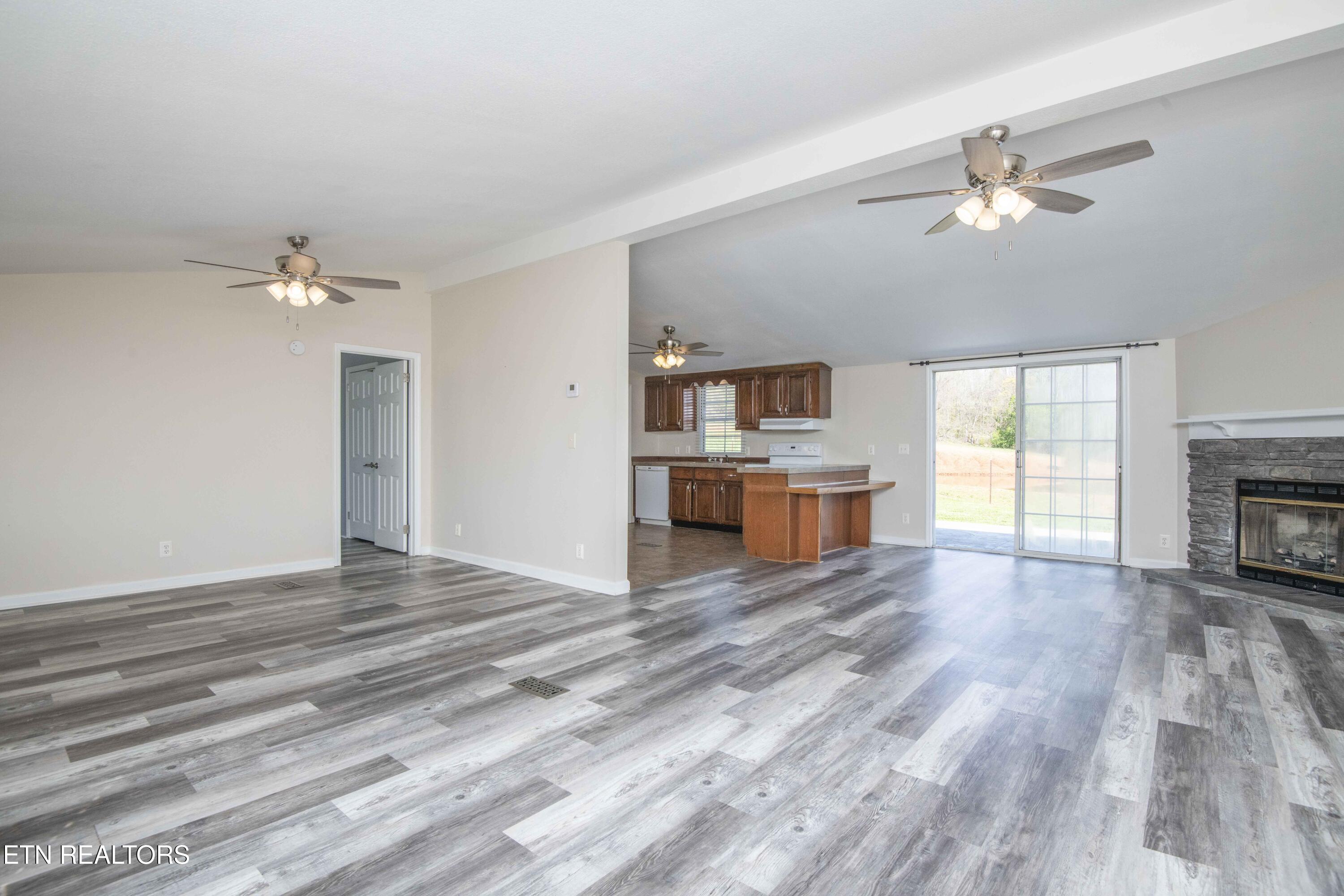 212 Meyers Grove Road New Tazewell TN 37825