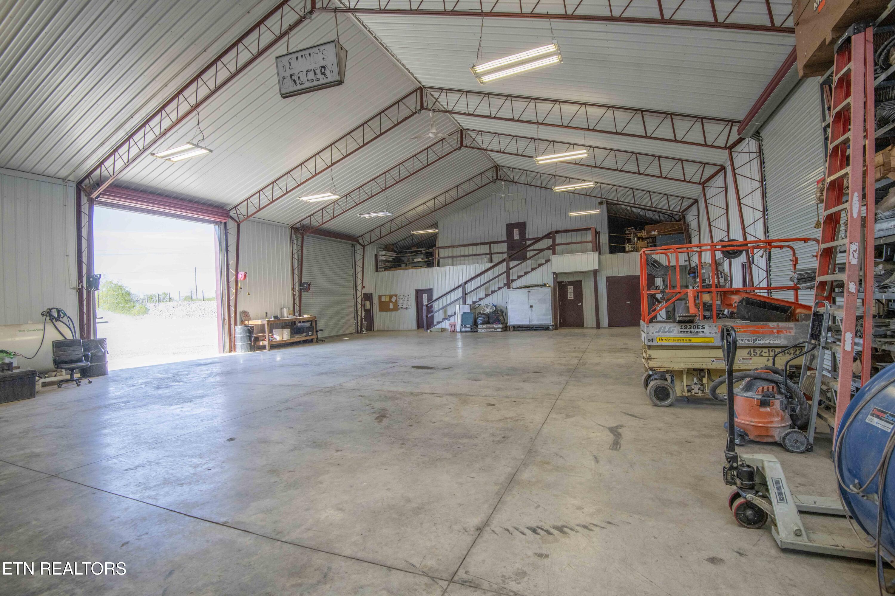 212 Meyers Grove Road New Tazewell TN 37825