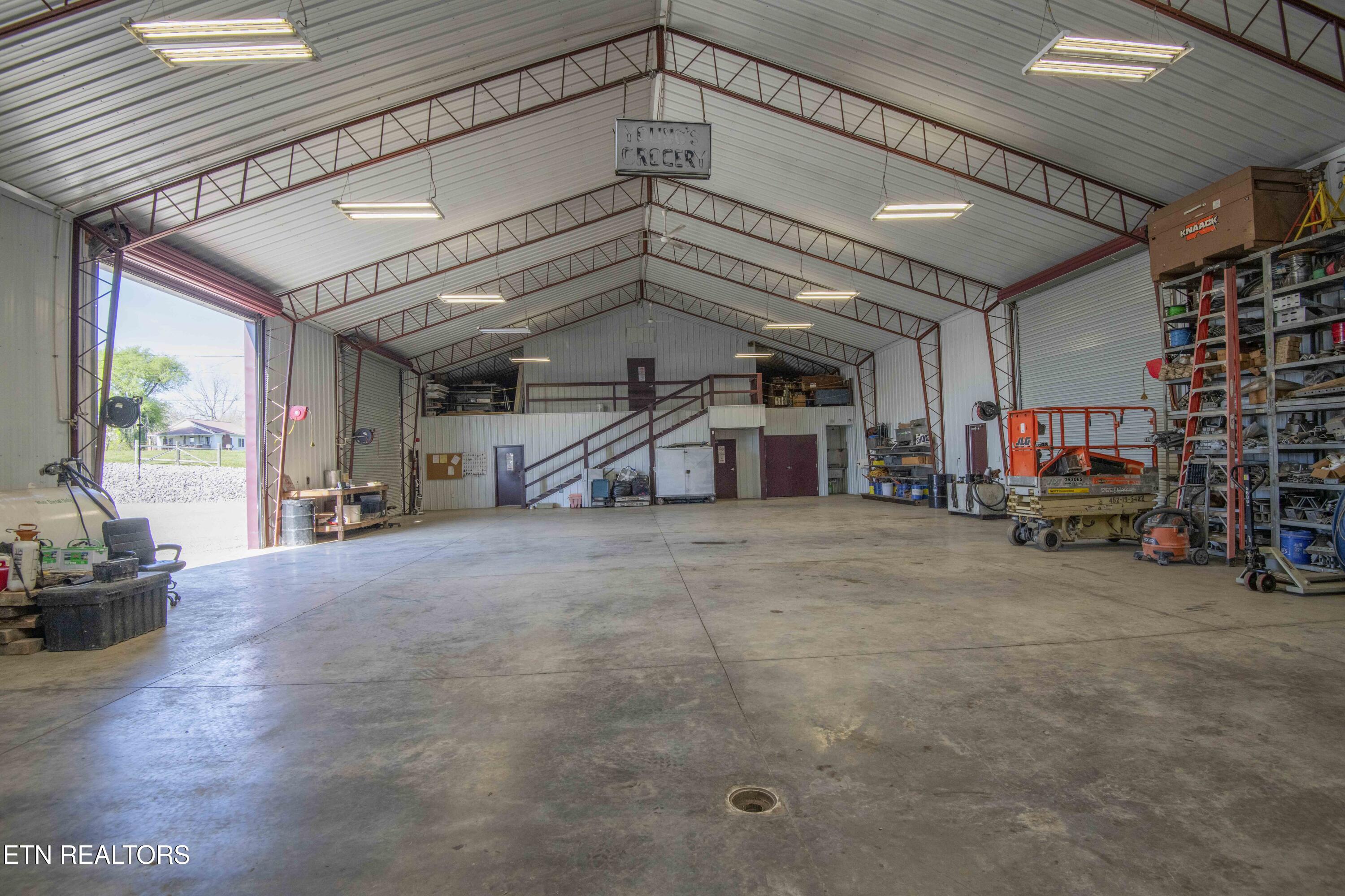 212 Meyers Grove Road New Tazewell TN 37825