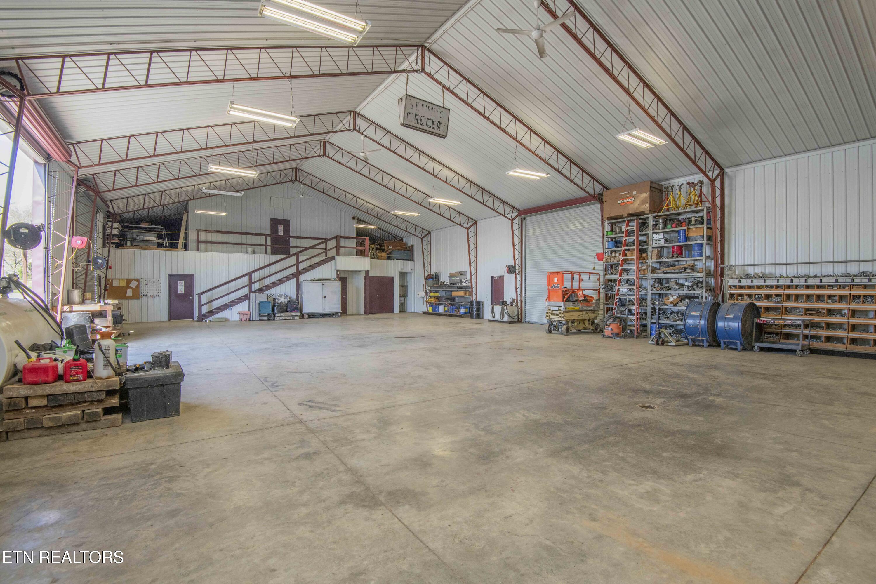 212 Meyers Grove Road New Tazewell TN 37825