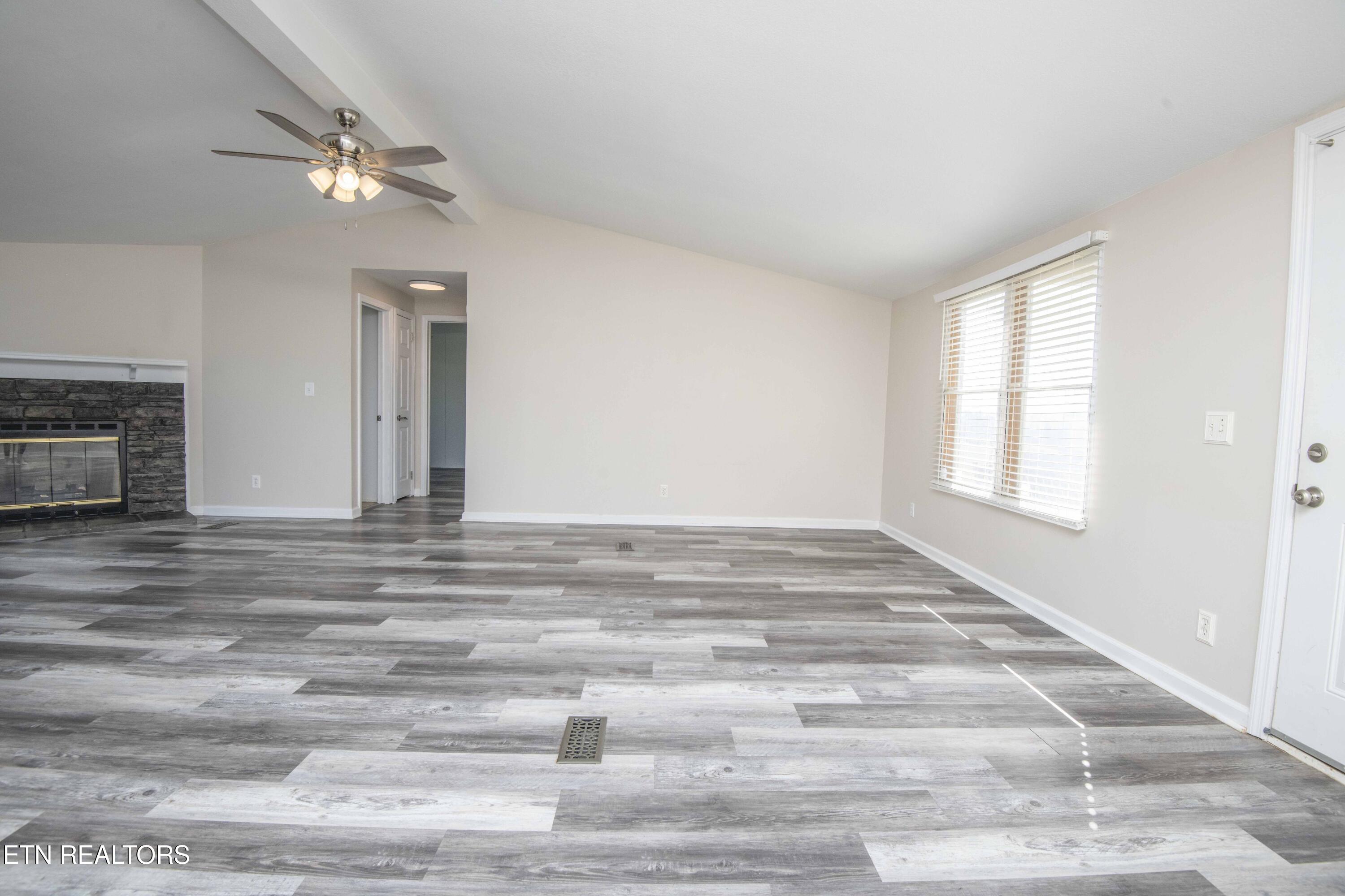 212 Meyers Grove Road New Tazewell TN 37825