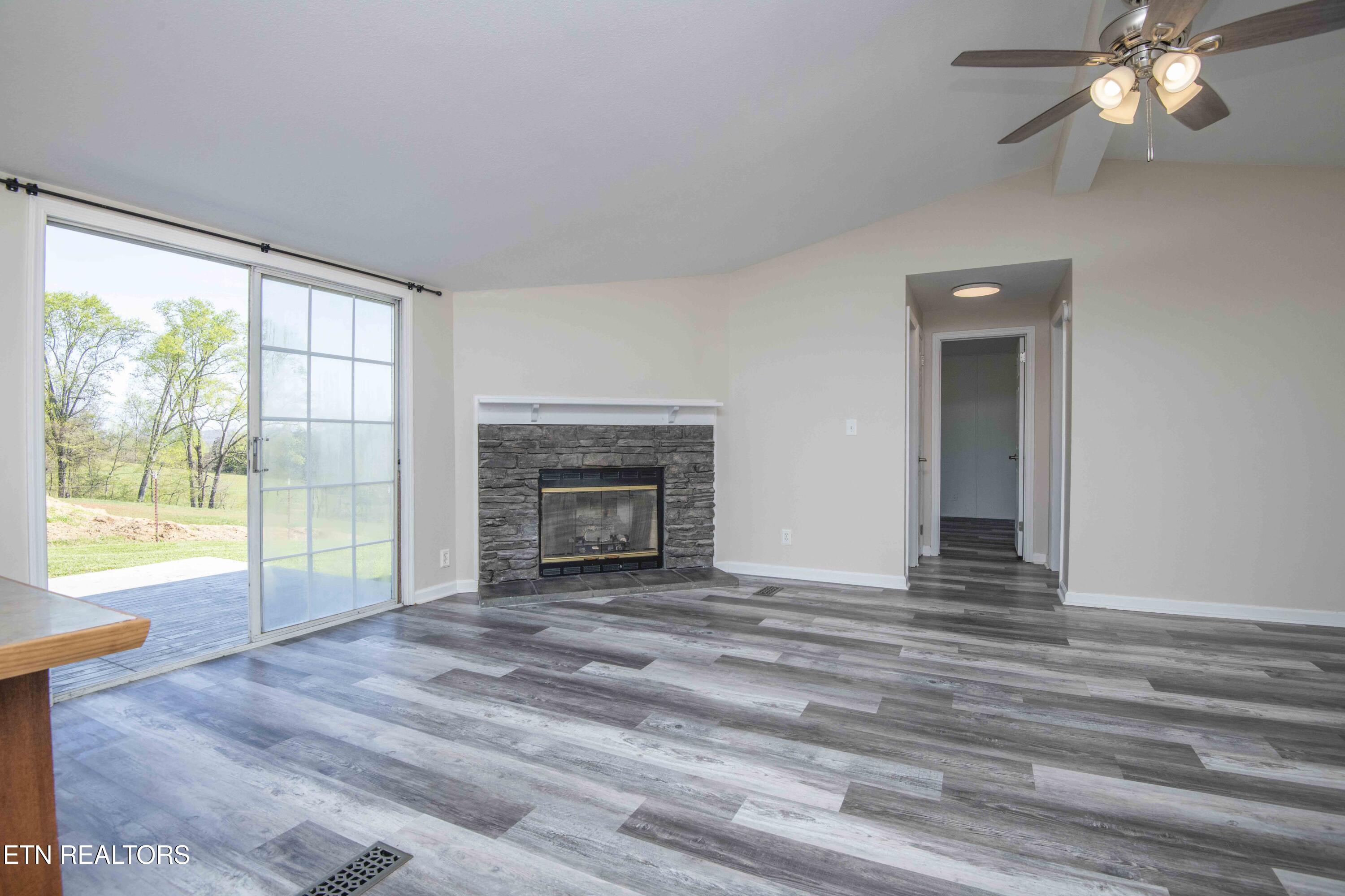212 Meyers Grove Road New Tazewell TN 37825