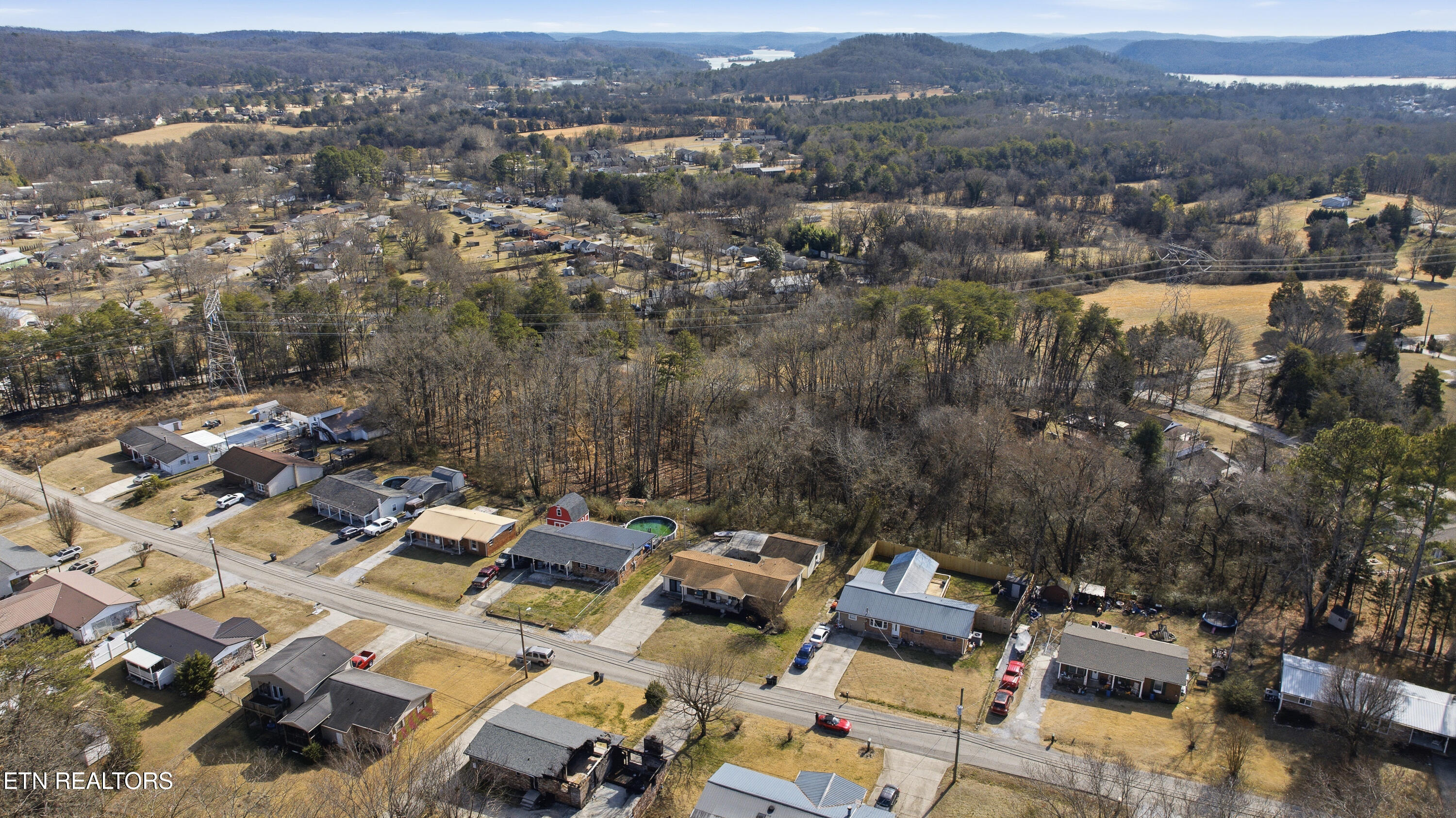 817 Alma Lane Kingston TN 37763