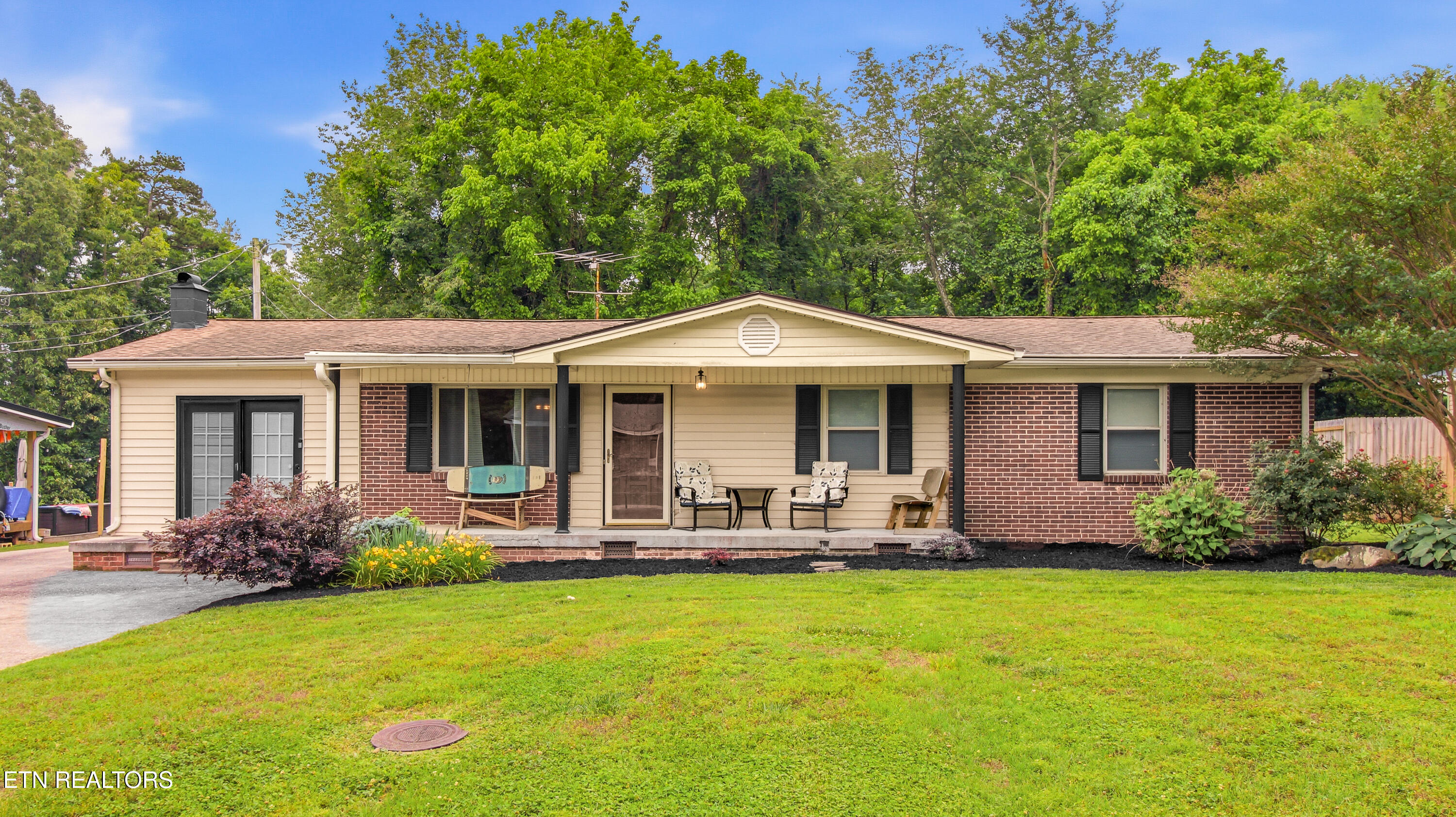 817 Alma Lane Kingston TN 37763