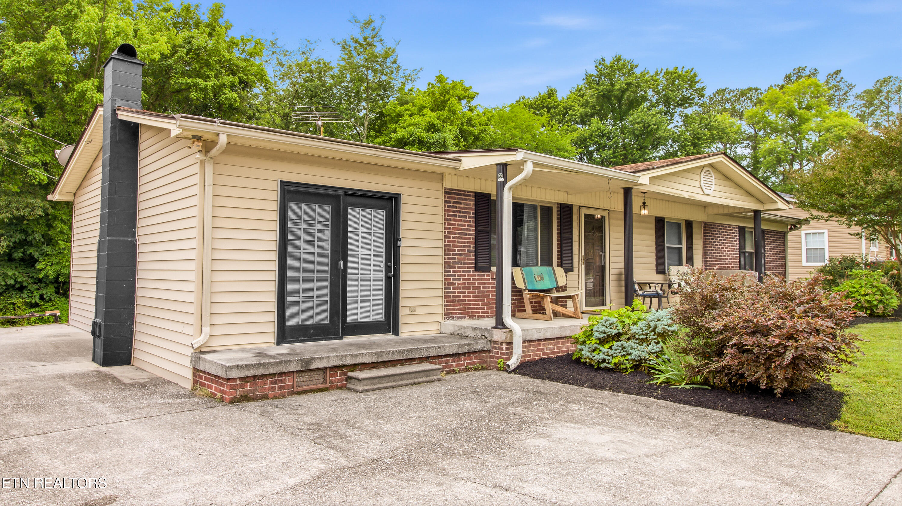 817 Alma Lane Kingston TN 37763