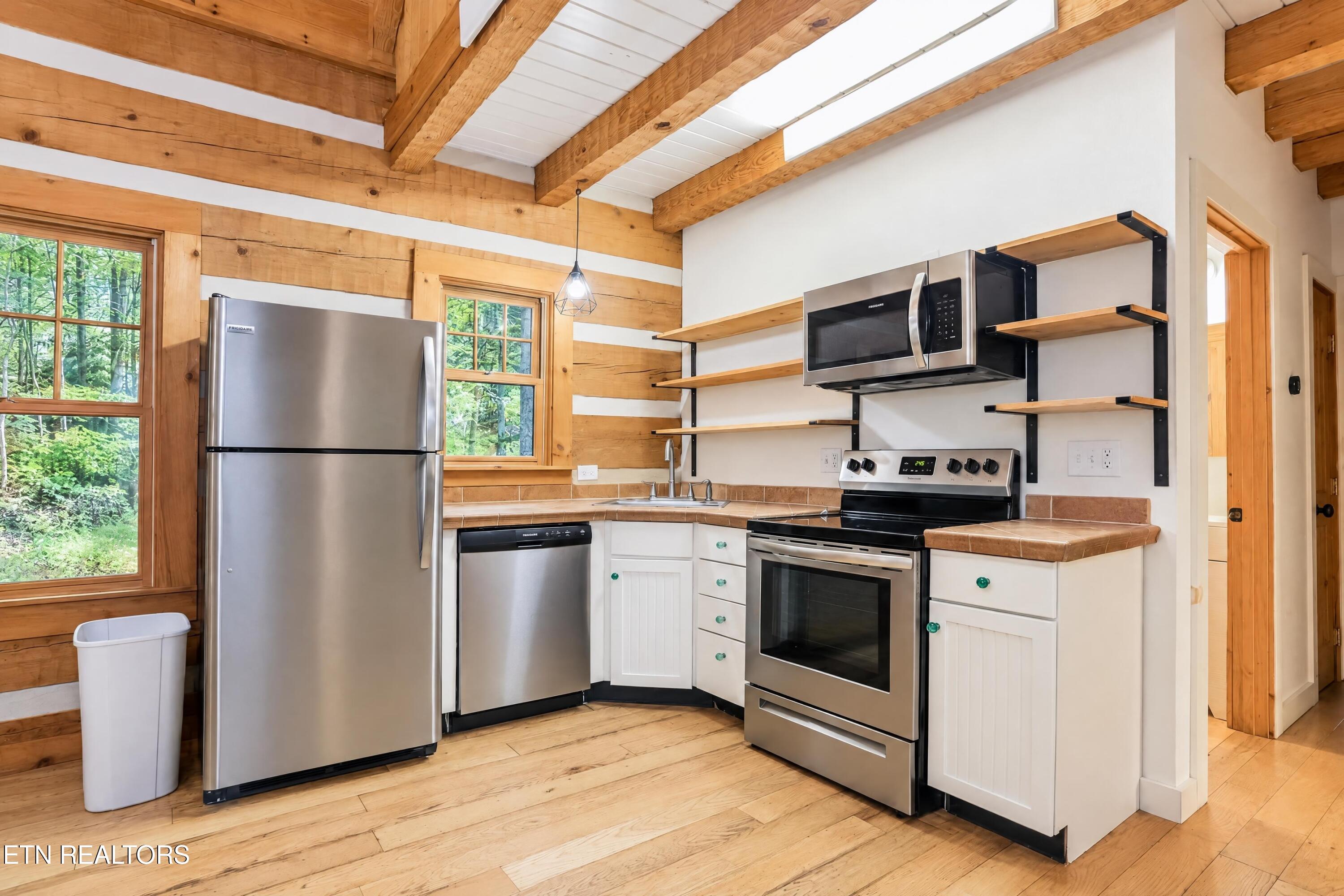 2845 Grassy Branch Road Sevierville TN 37876
