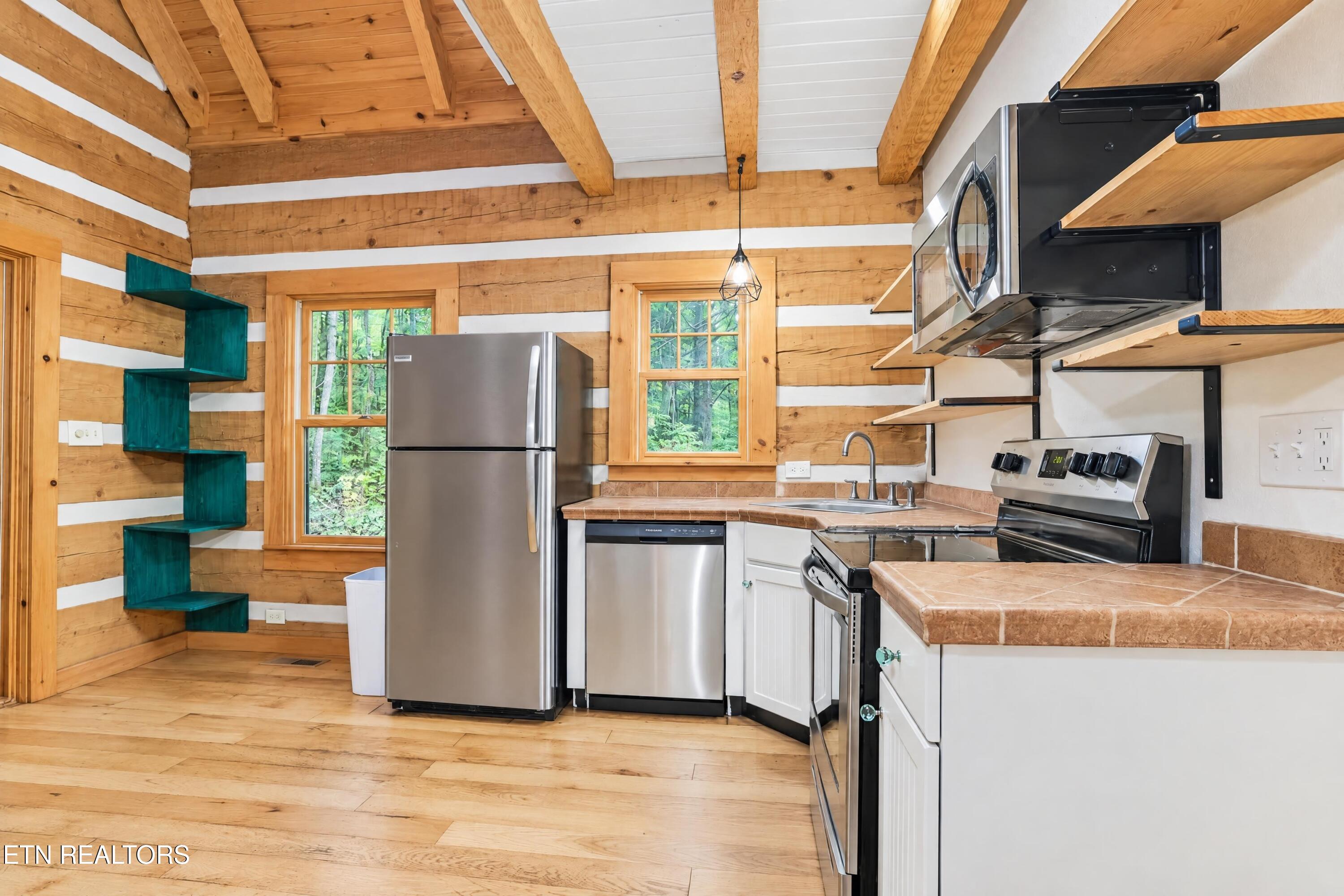 2845 Grassy Branch Road Sevierville TN 37876