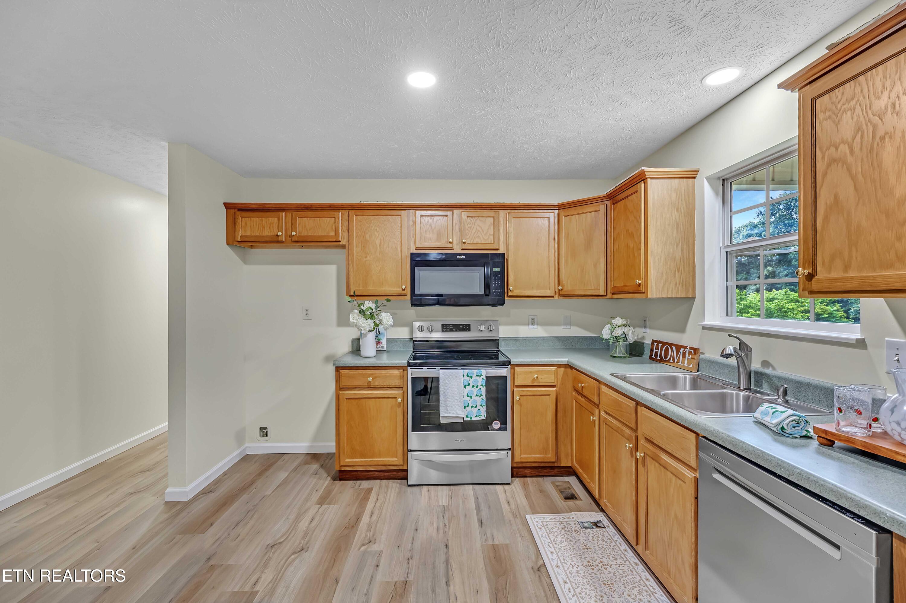 1245 Buford Court Greenback TN 37742