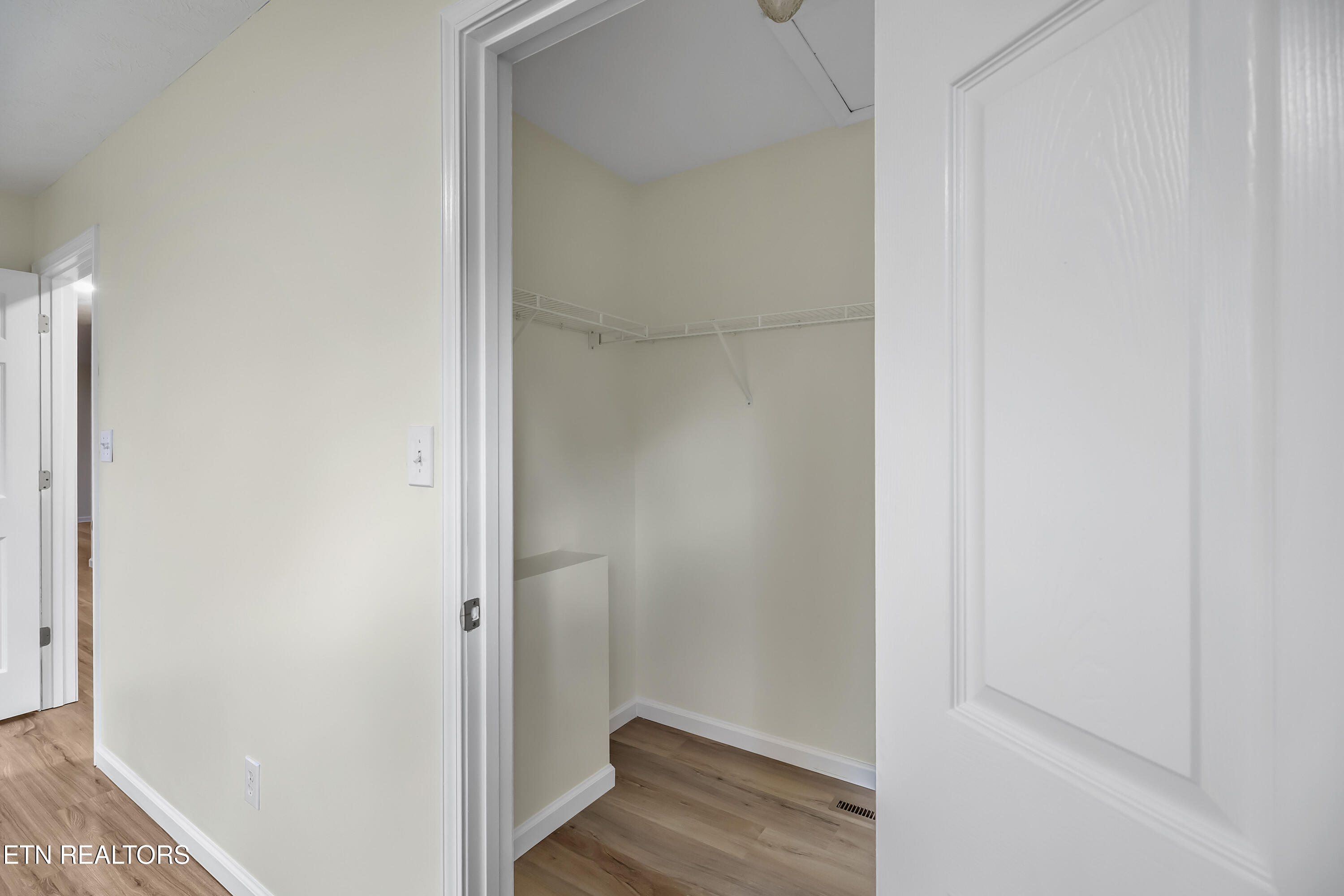 1245 Buford Court Greenback TN 37742
