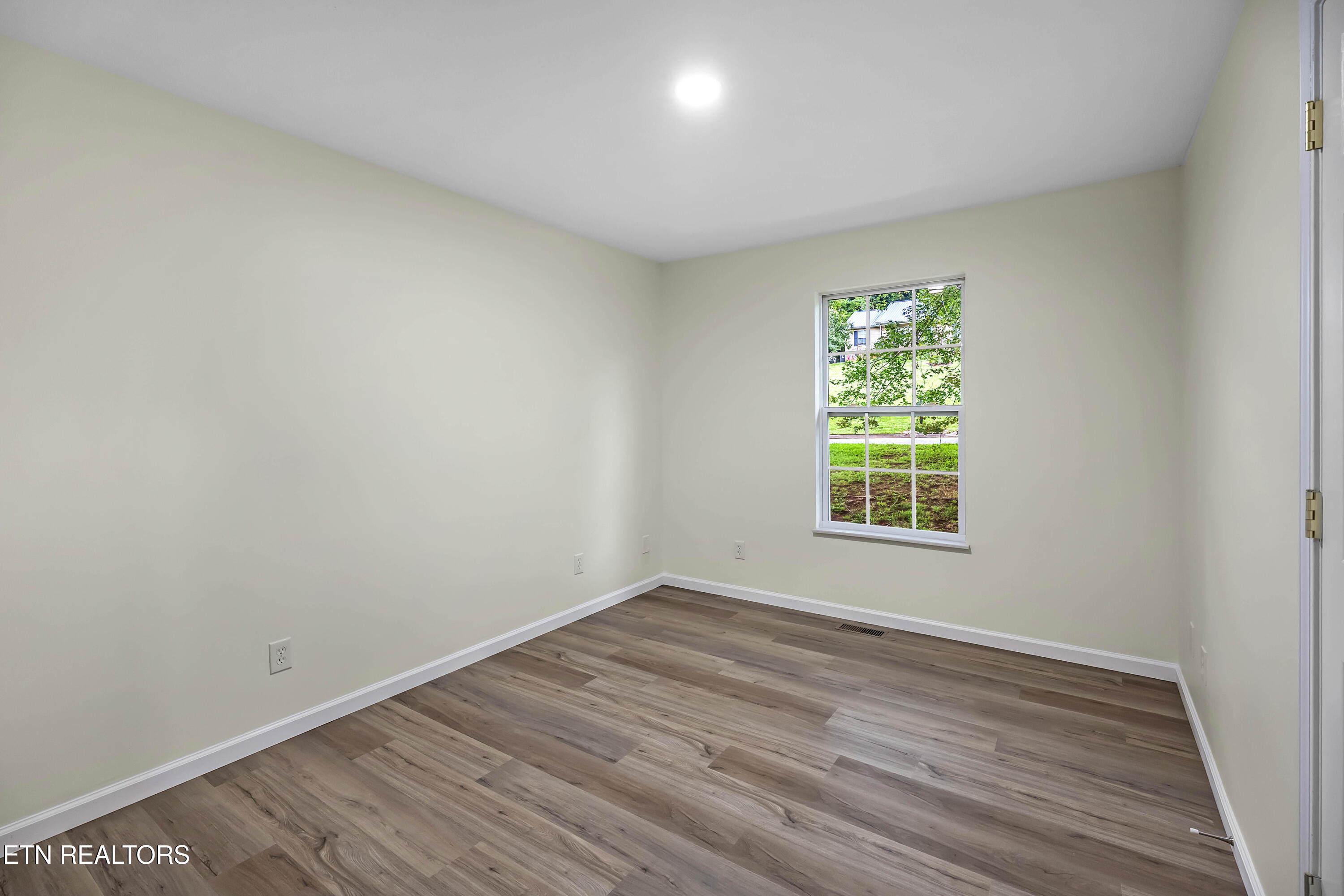 1245 Buford Court Greenback TN 37742