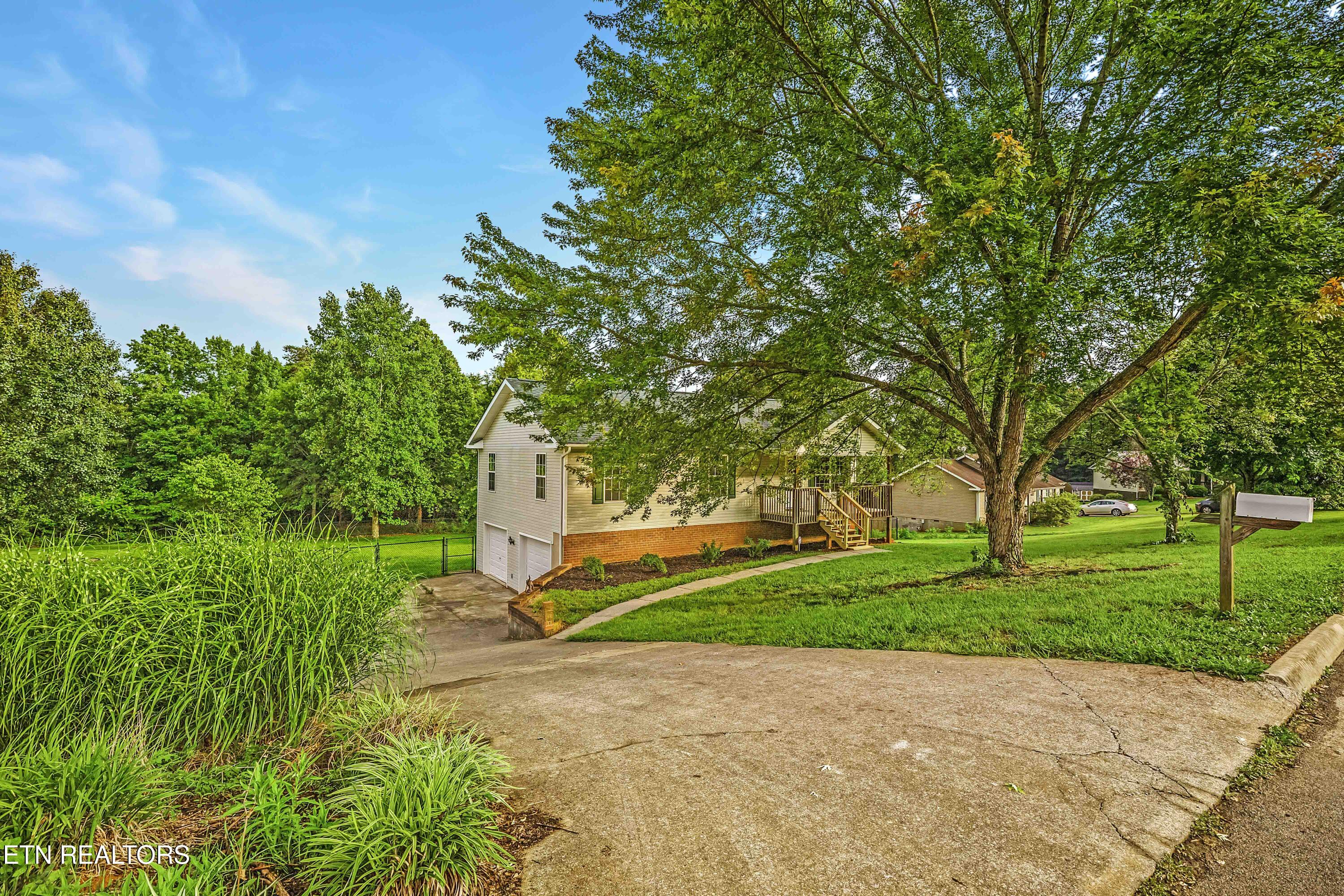 1245 Buford Court Greenback TN 37742