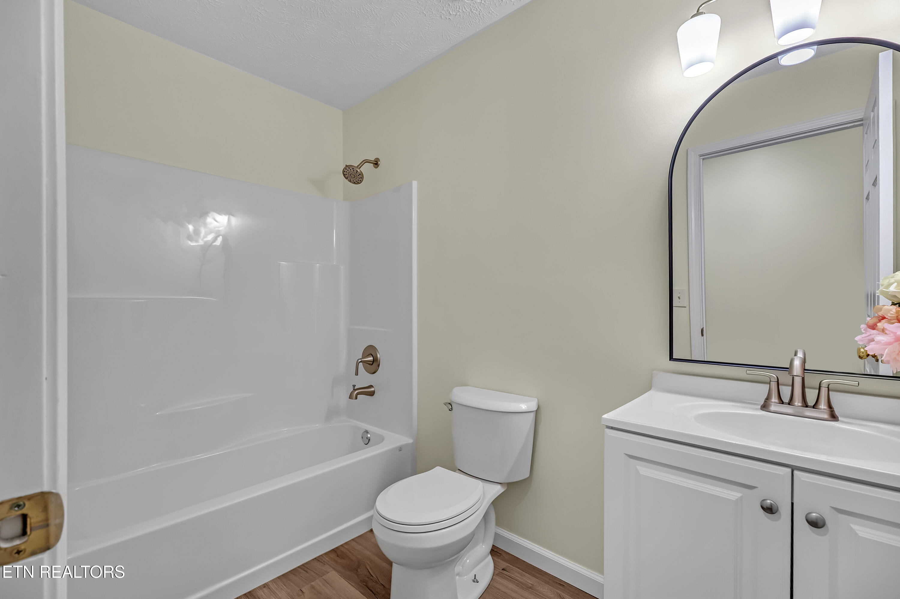 1245 Buford Court Greenback TN 37742
