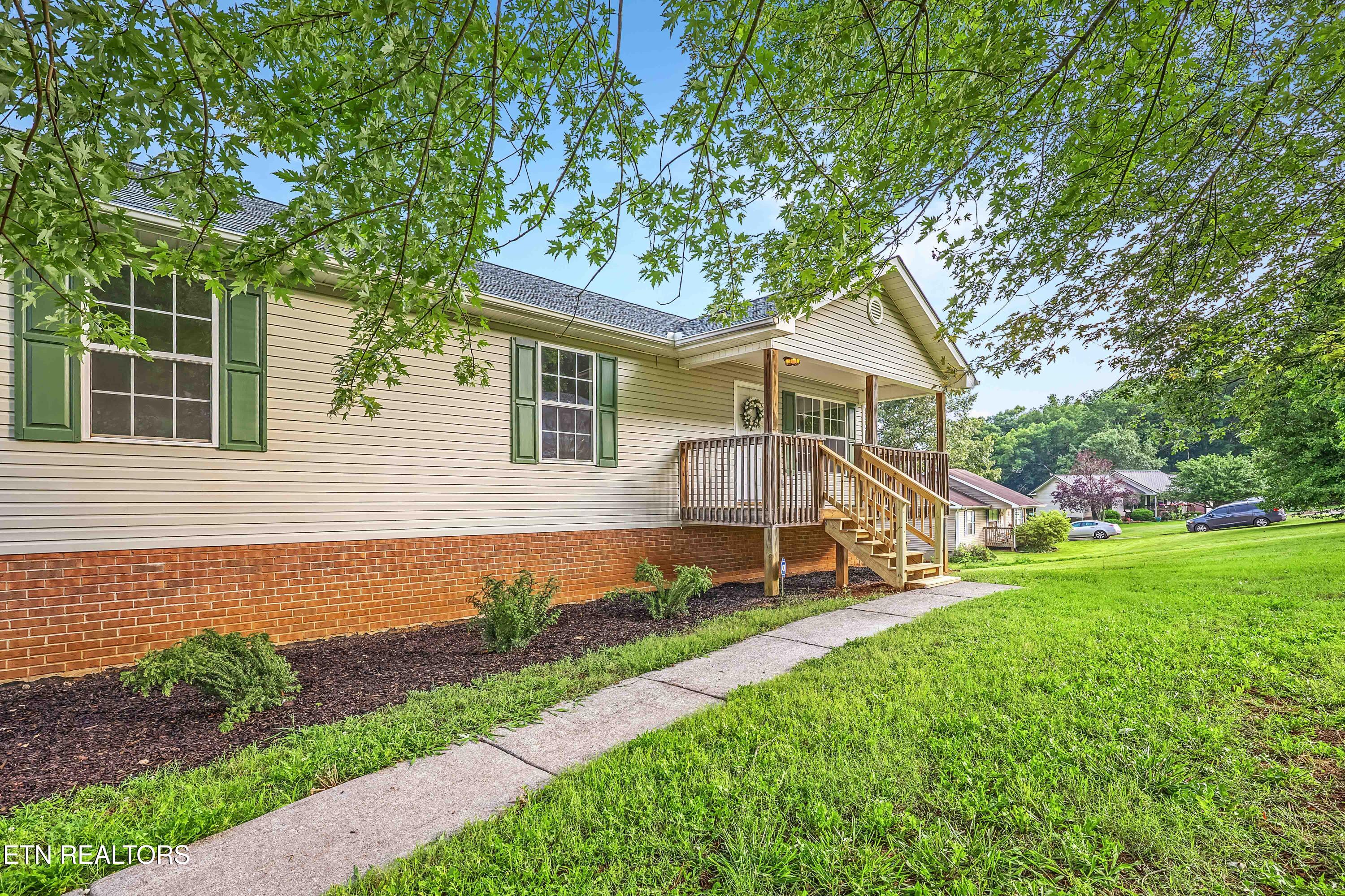 1245 Buford Court Greenback TN 37742