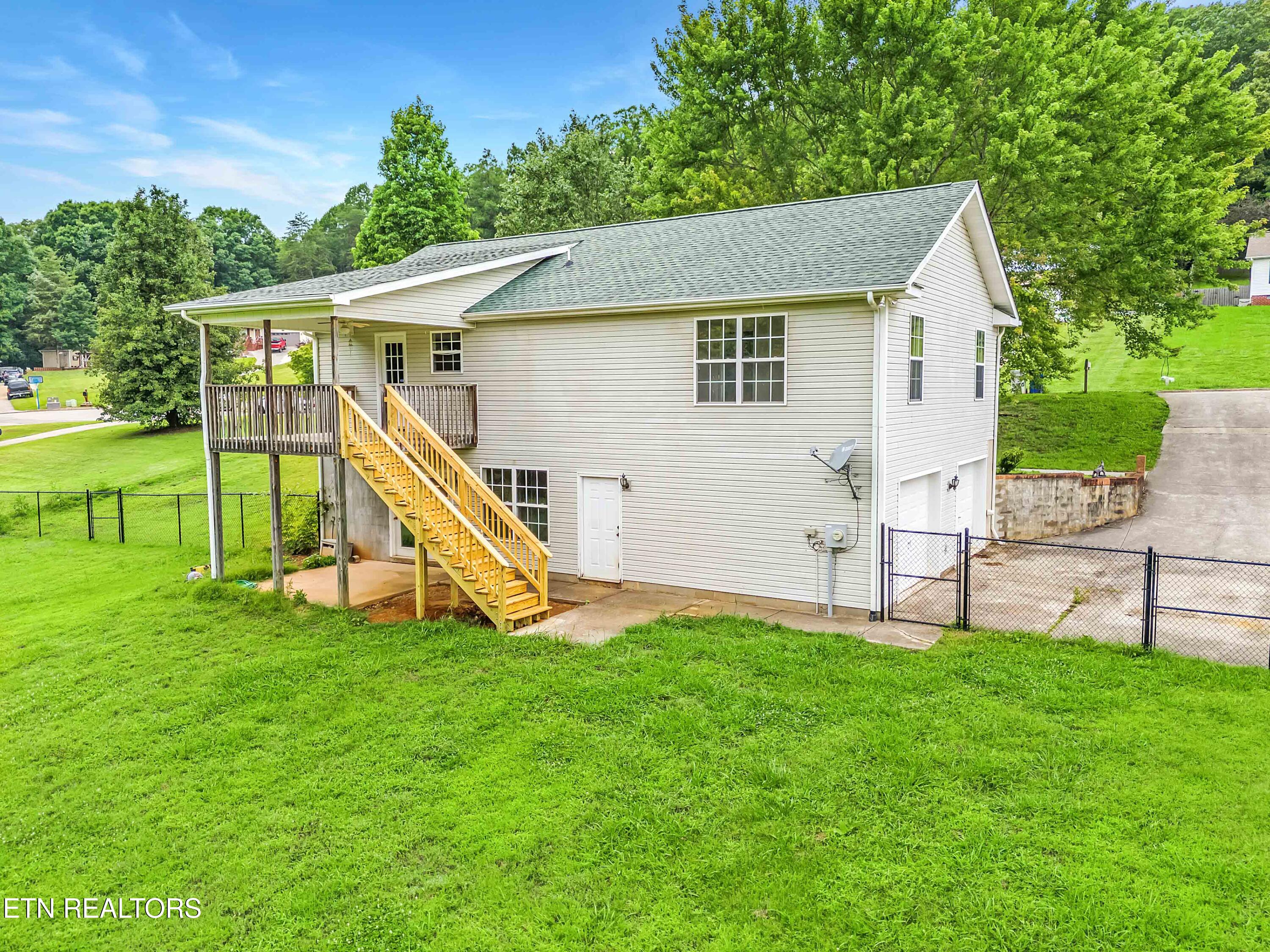 1245 Buford Court Greenback TN 37742