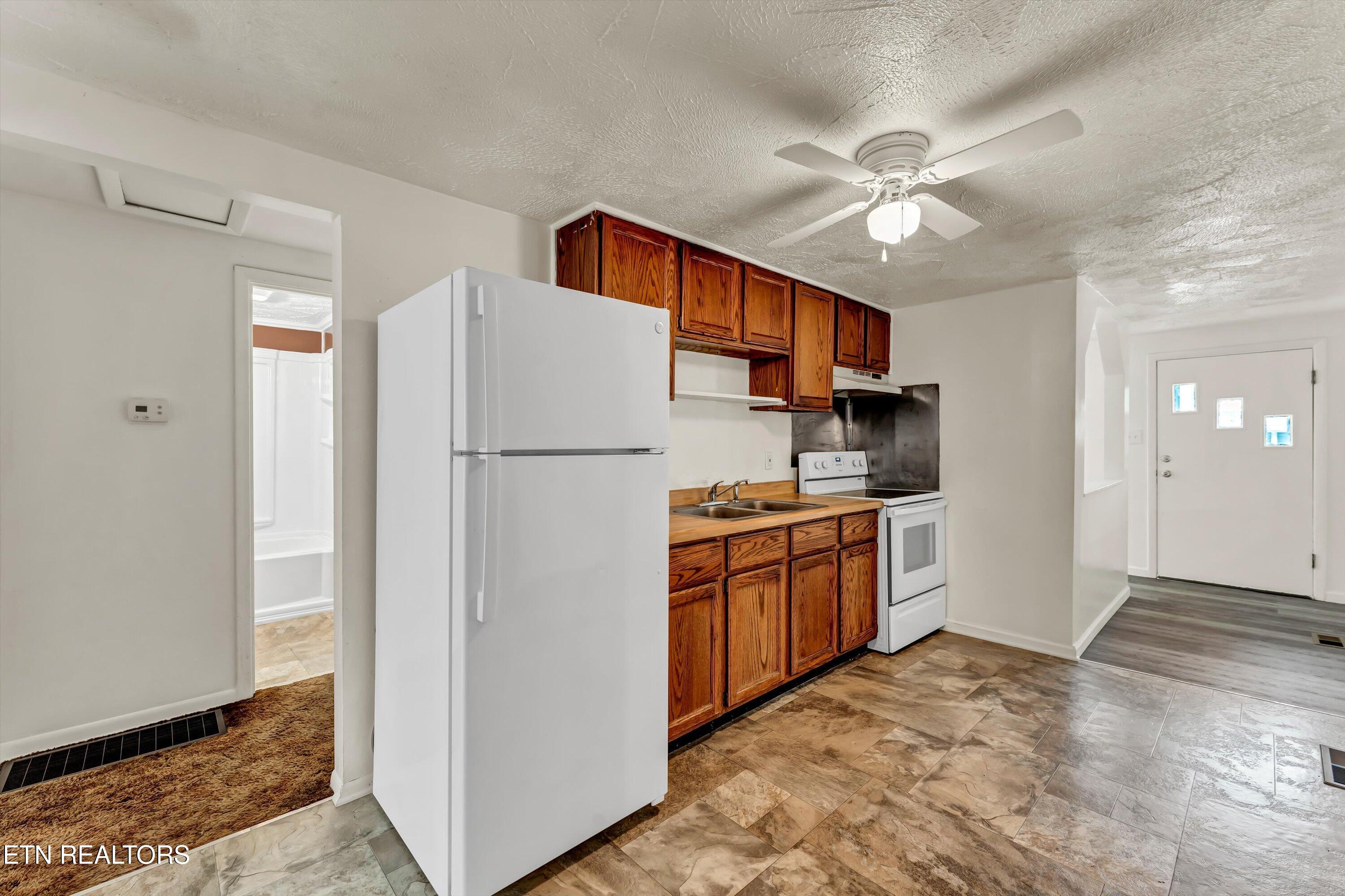 320 Oglewood Avenue Knoxville TN 37917